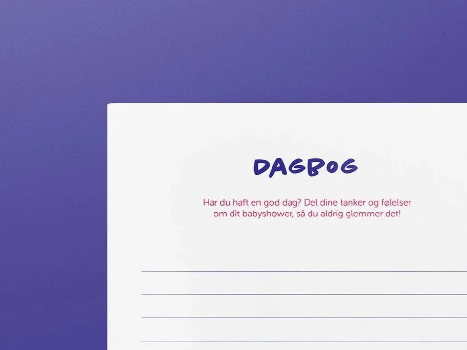 Dagbogsside fra babyshower-bogen til personlige noter og minder