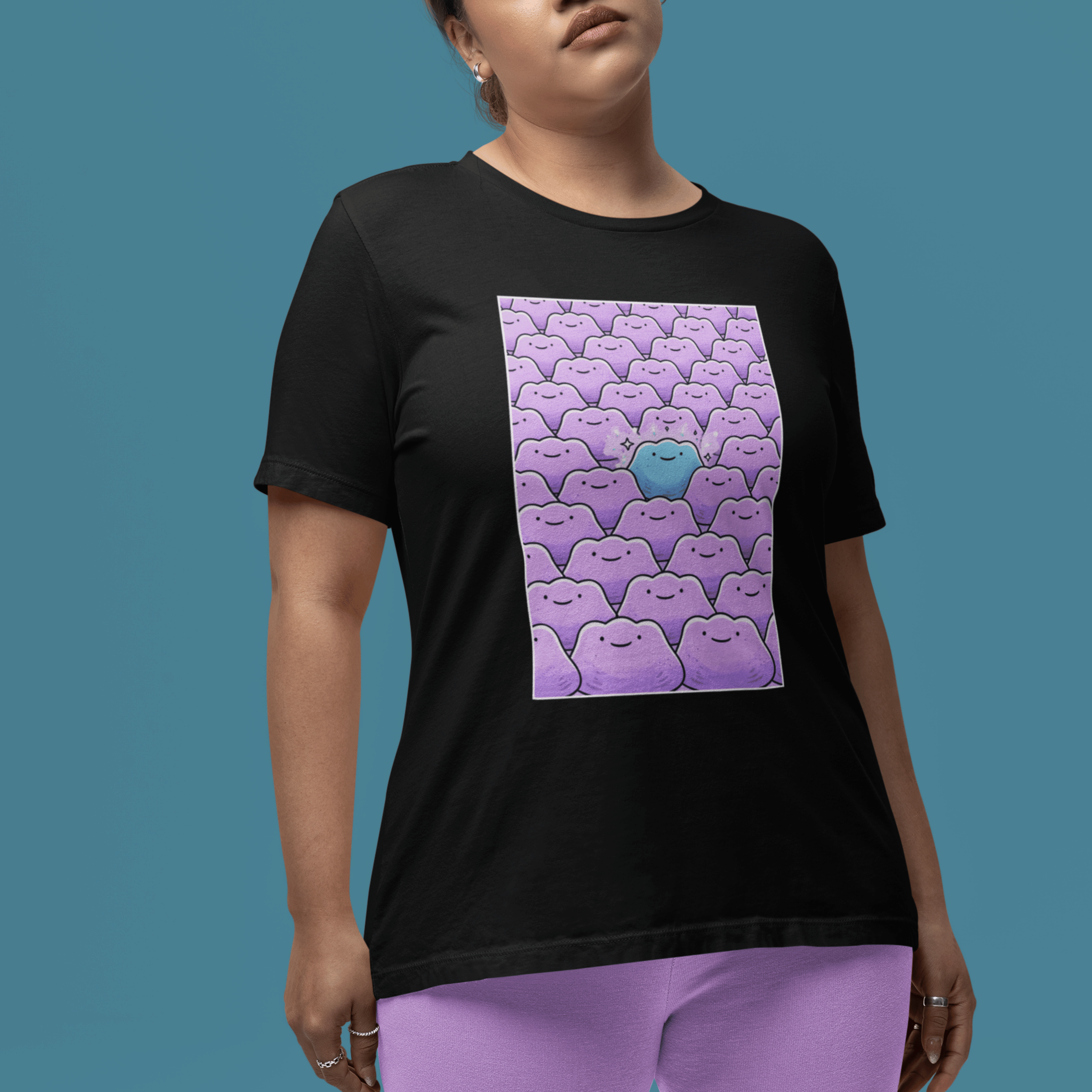 woman wearing shiny ditto tshirt