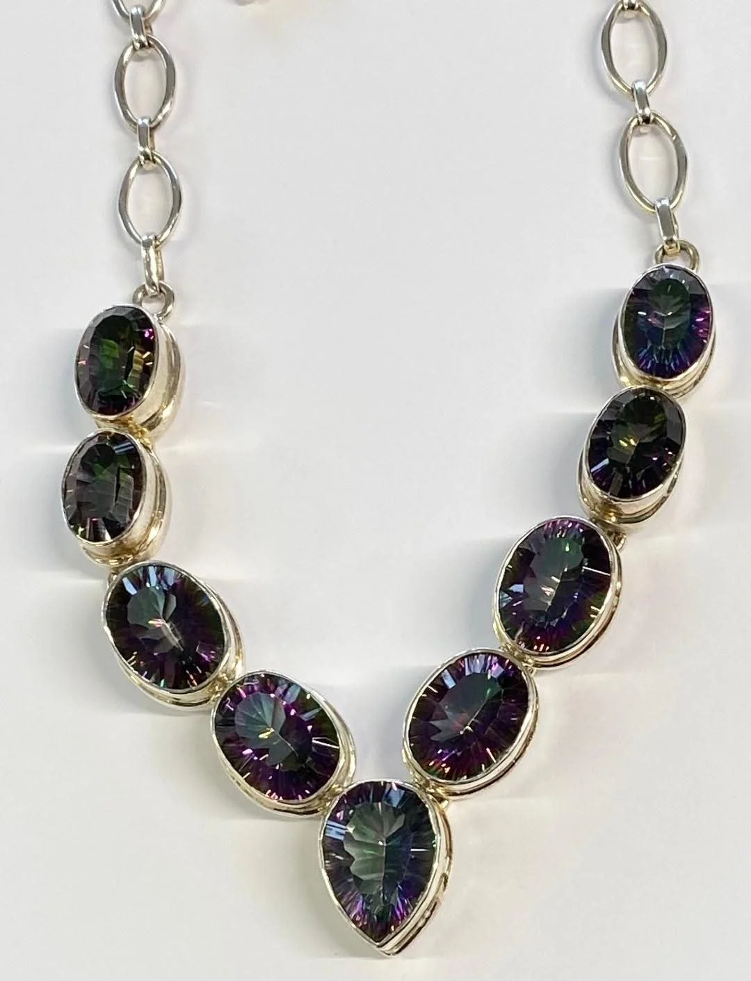 STUNNING SILVER & MYSTIC GREEN QUARTZ NECKLACE