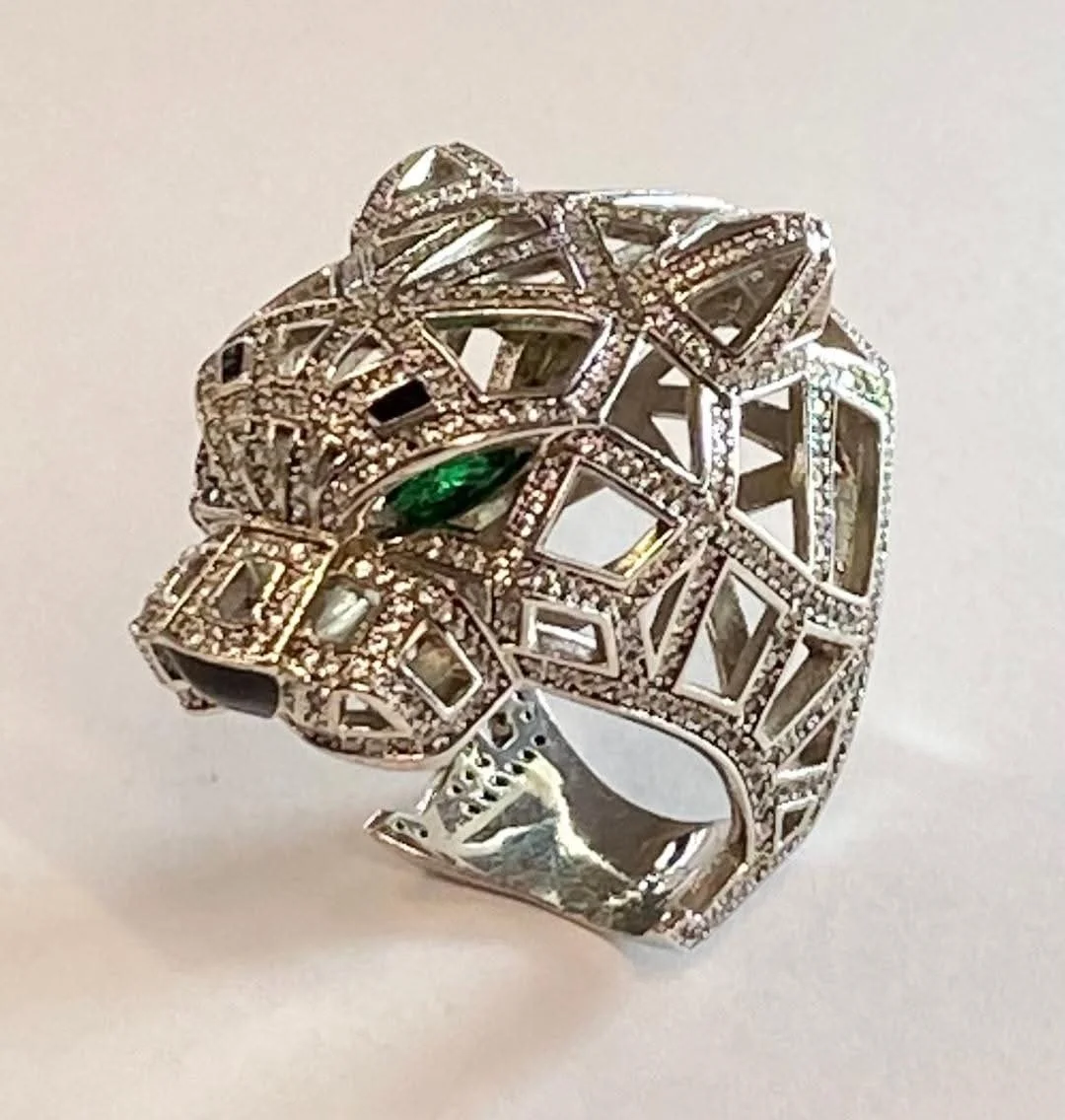 STUNNING SILVER & DIAMOND PANTHER RING - Size T