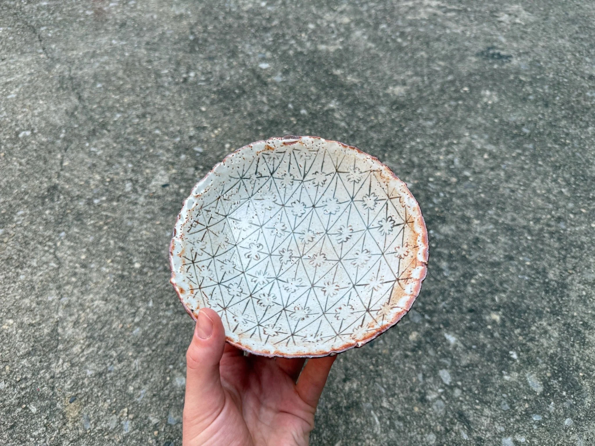 Small Flower Etch Pattern Dish