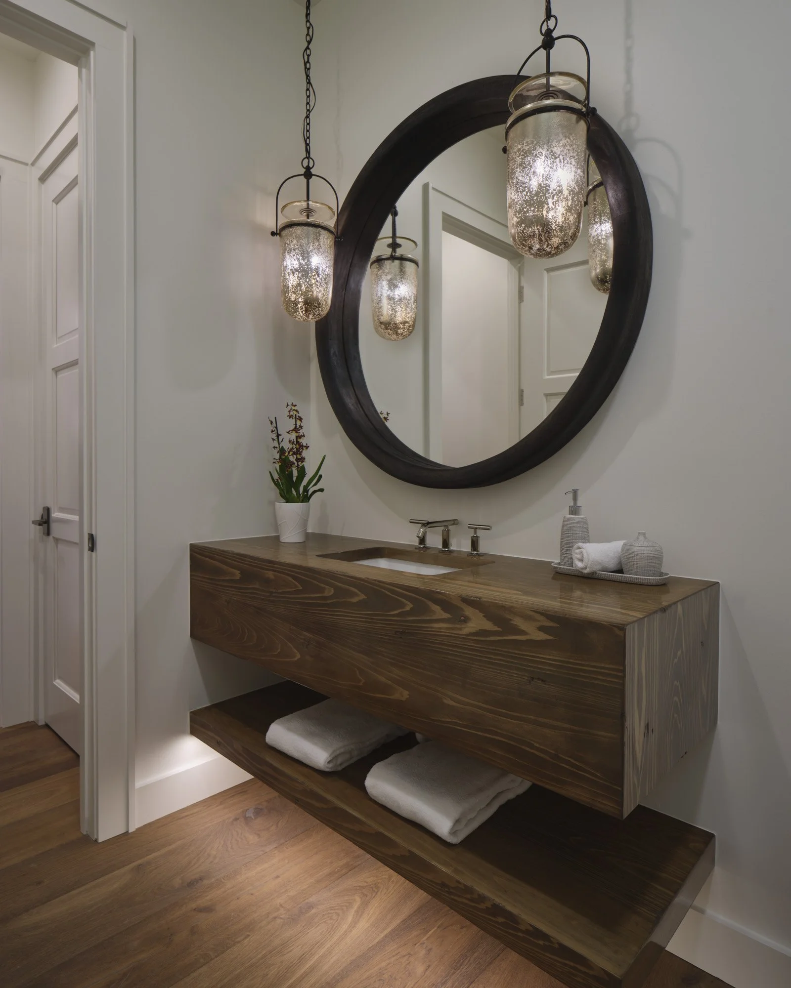 7 Andrea_Calo_31023_w.jpg