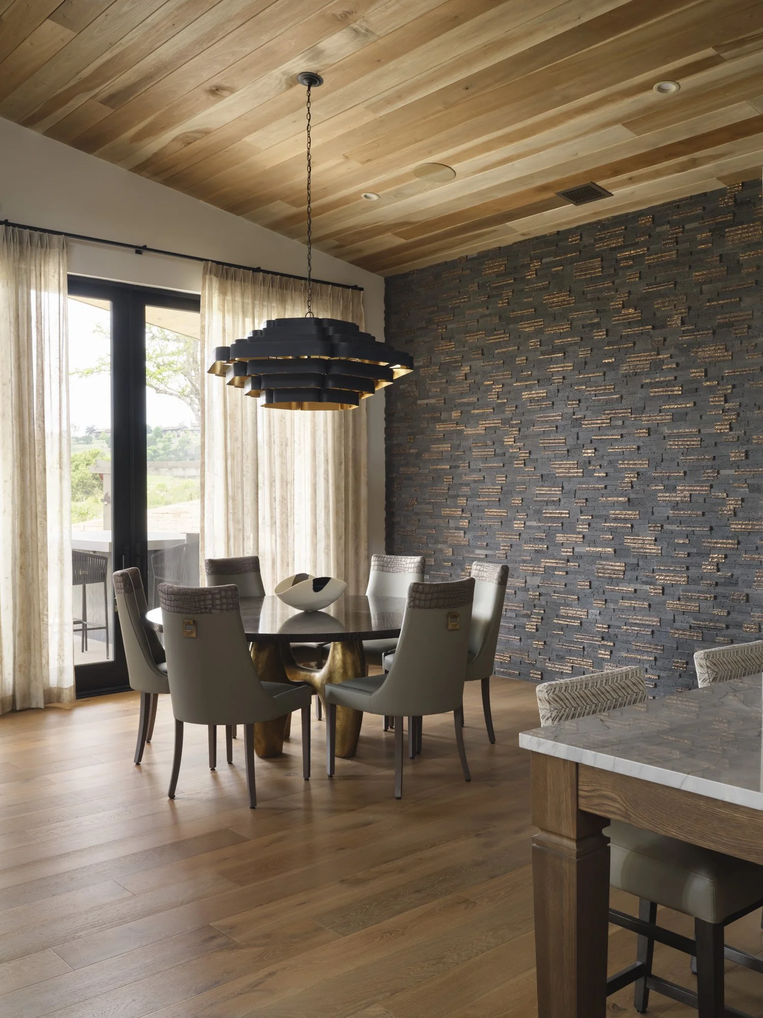 5 Andrea_Calo_Dining.jpg