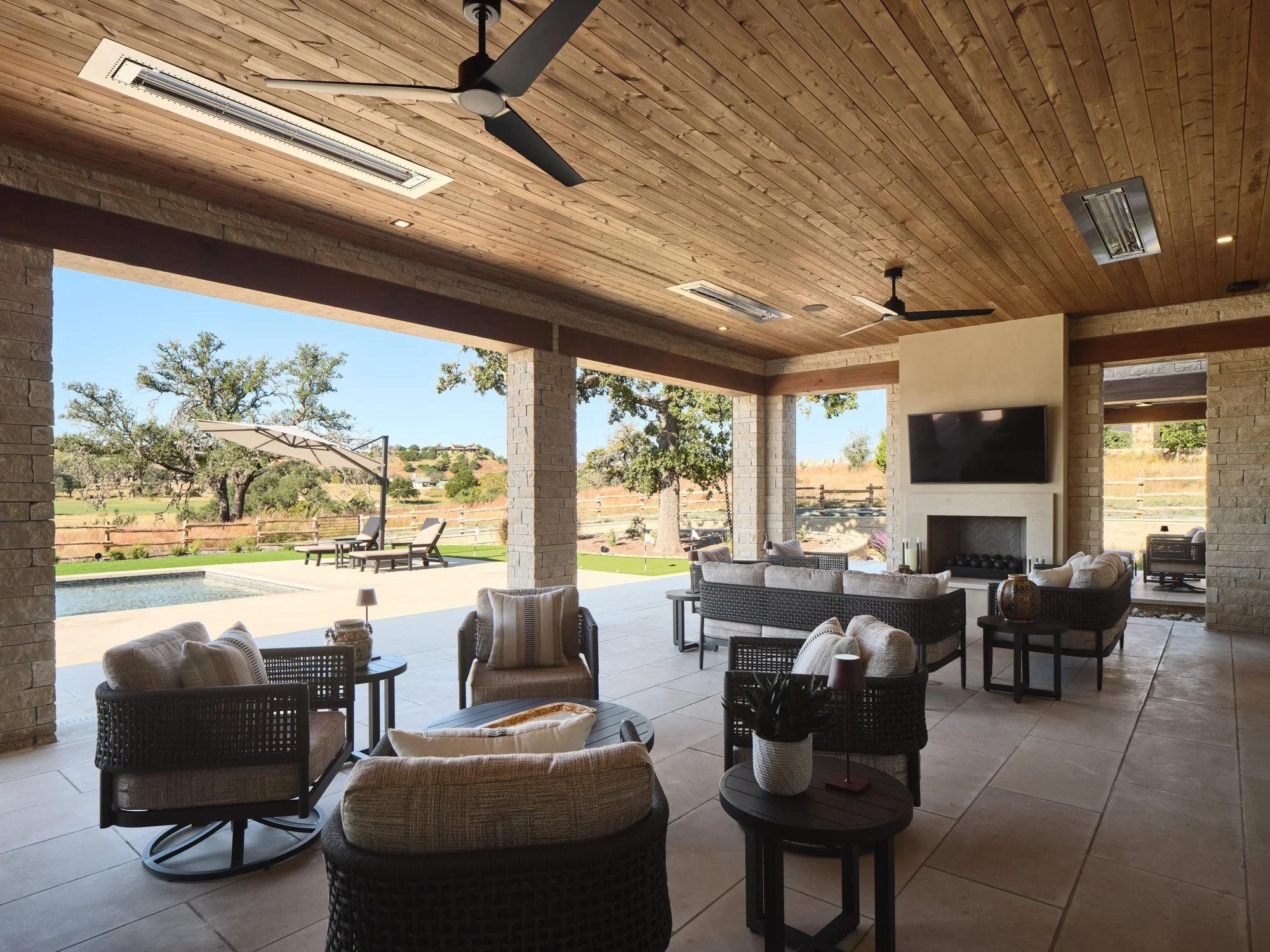 3 Andrea_Calo_28635_w.jpg