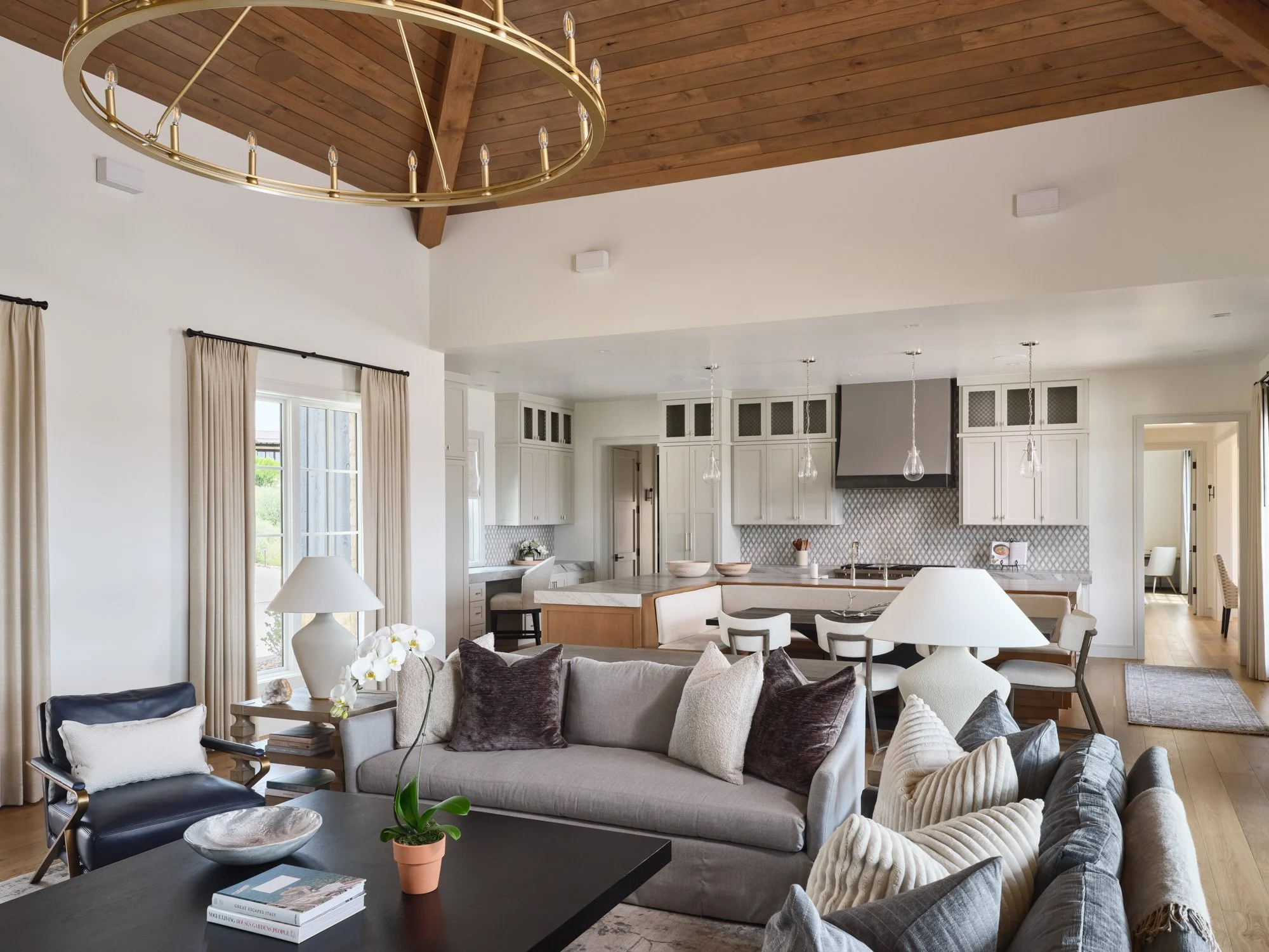 1 Andrea_Calo_14775_w.jpg