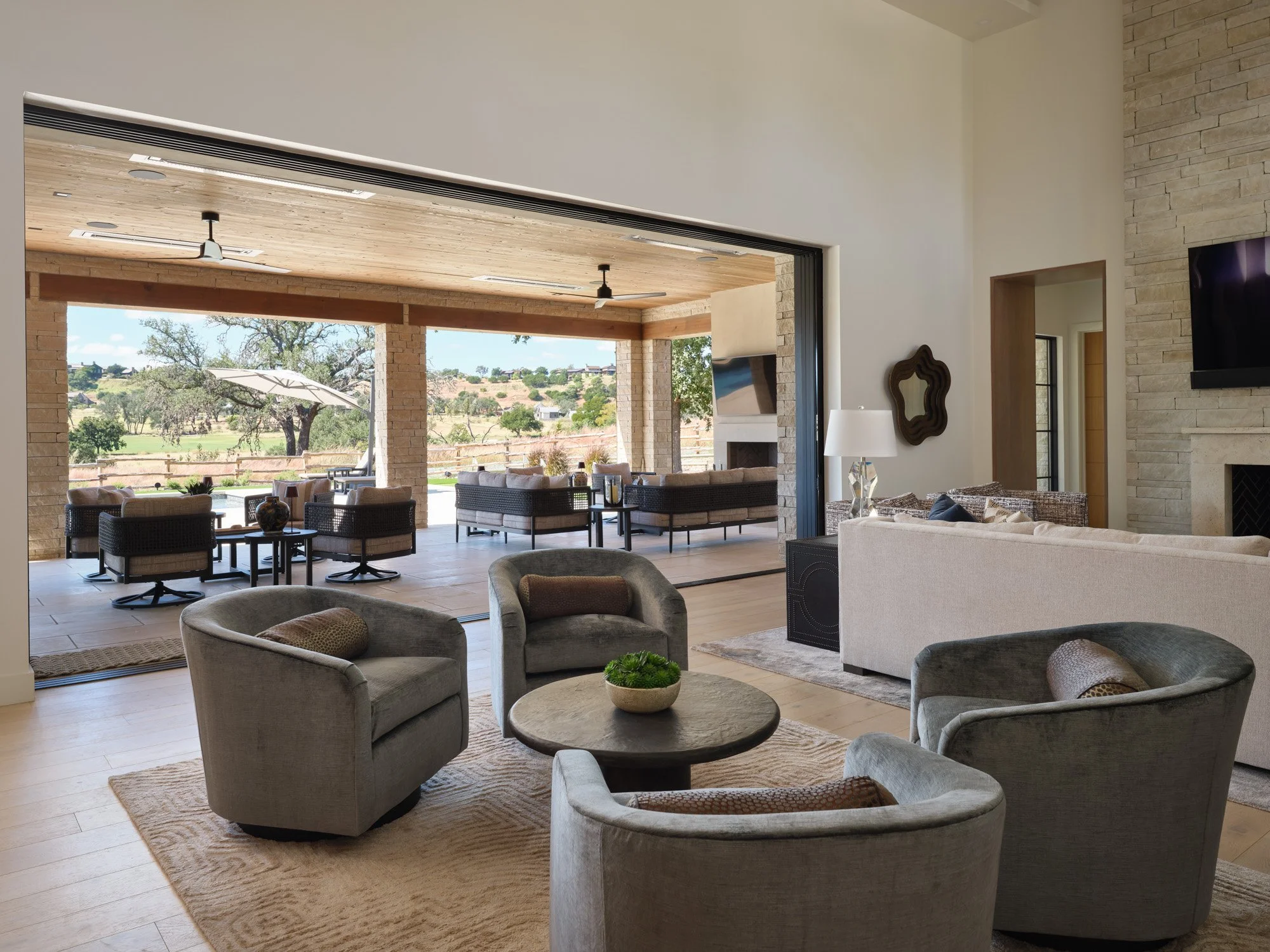 8 Andrea_Calo_28719_b_w.jpg