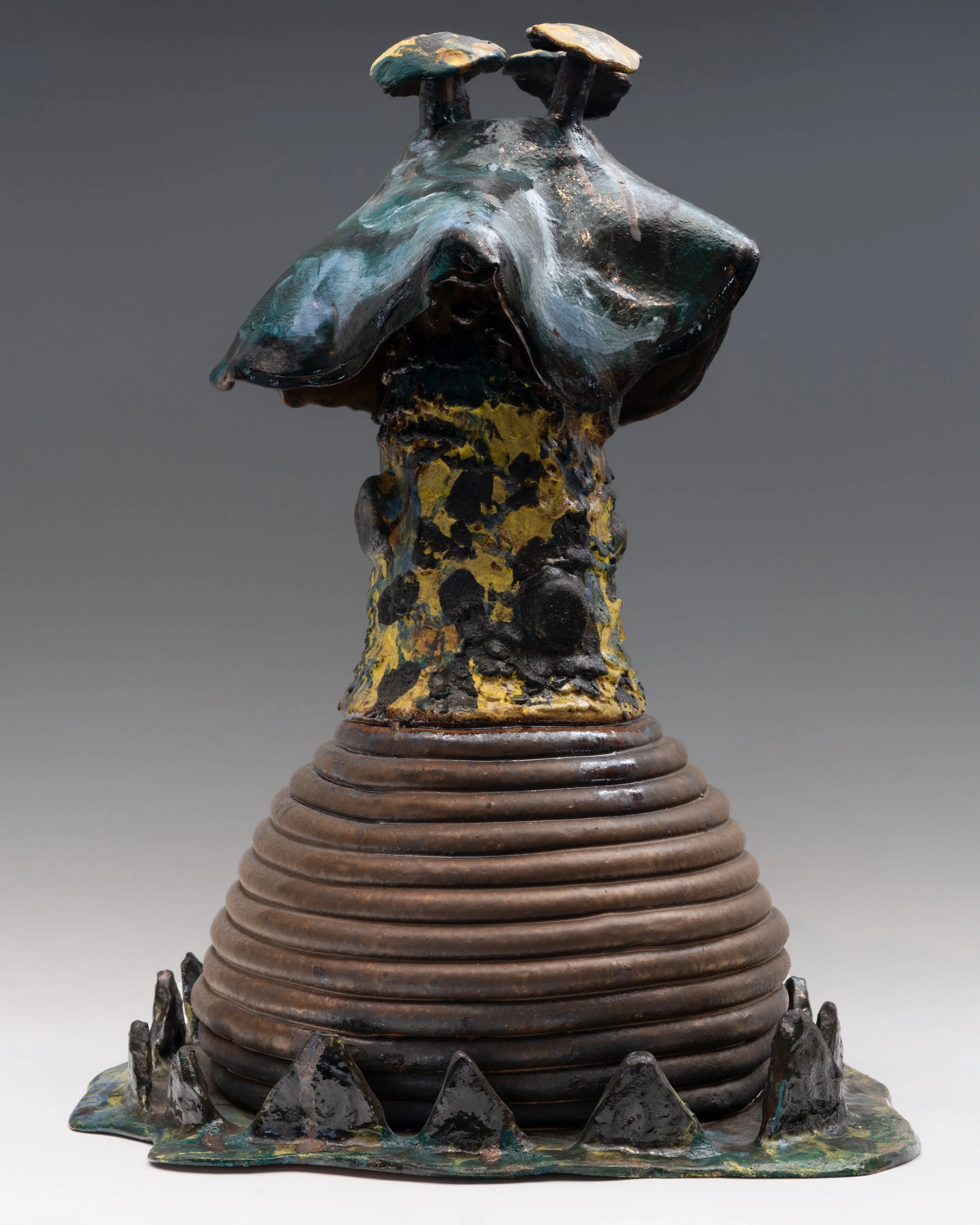 Fungi Vessel V, 2021, Ceramic, 20 x 14 3/4 x 13 3/4 in, 50.8 x 37.5 x 34.9 cm