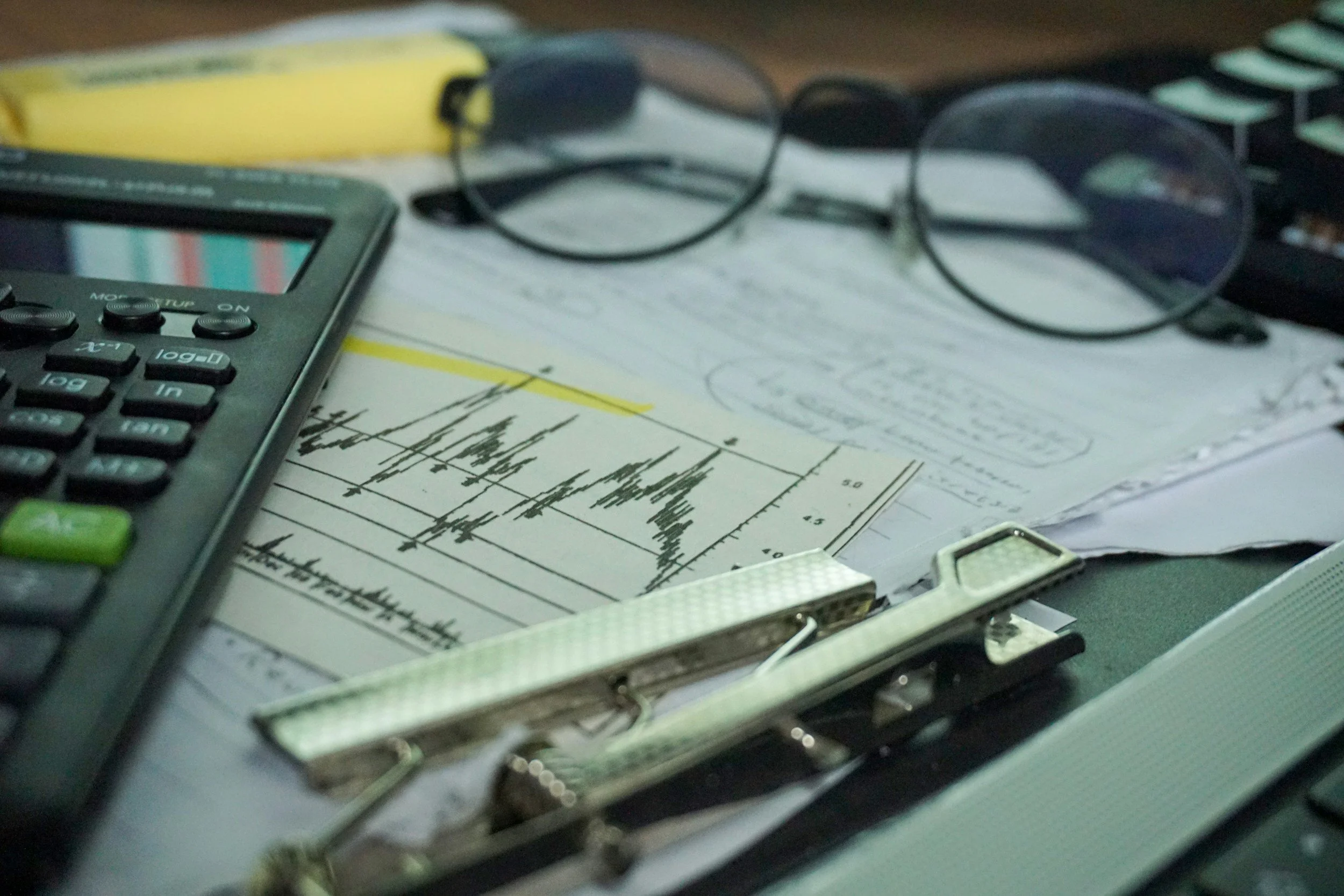 Services, Avallis Investments