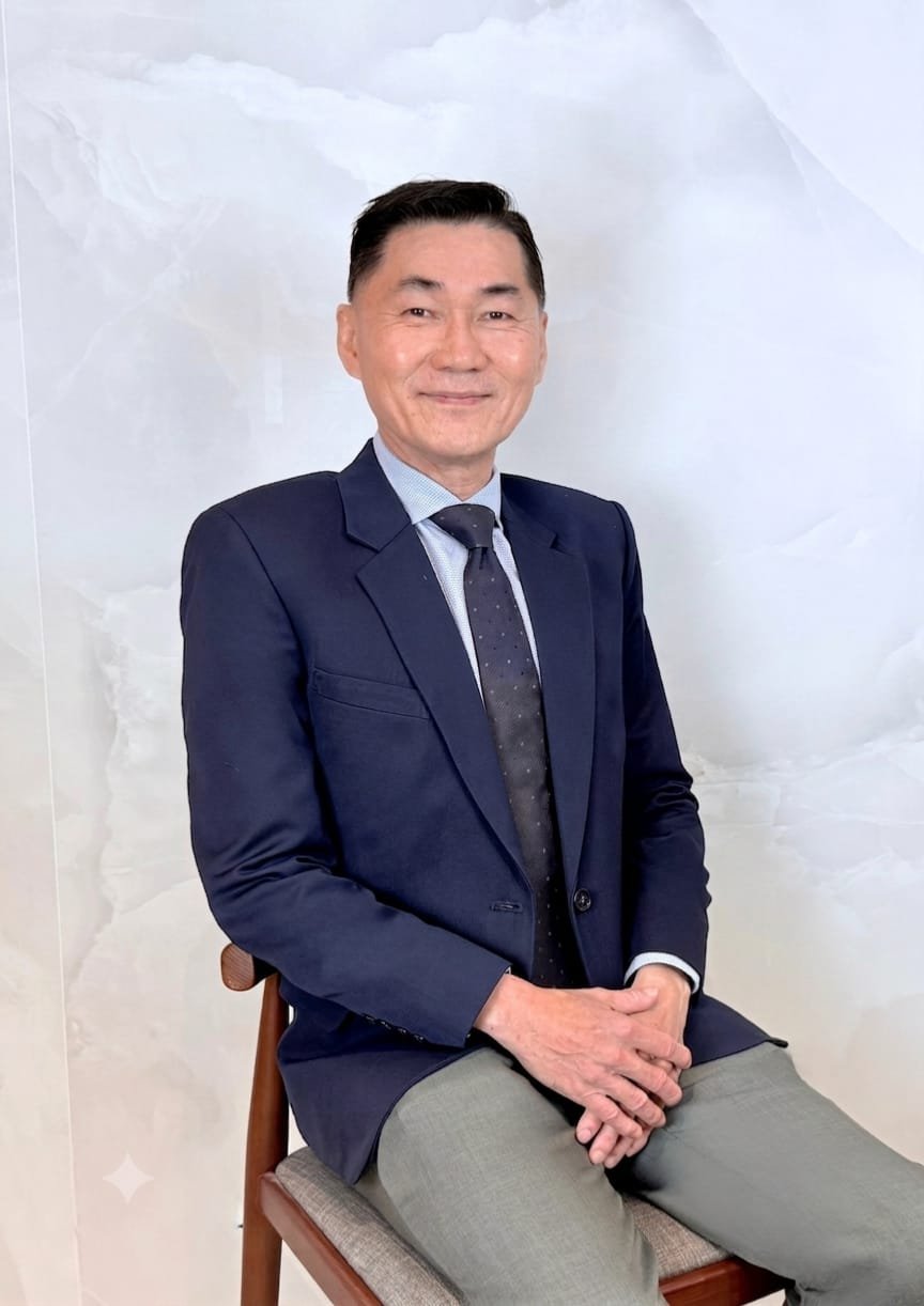 Liu San Li, Avallis Investments