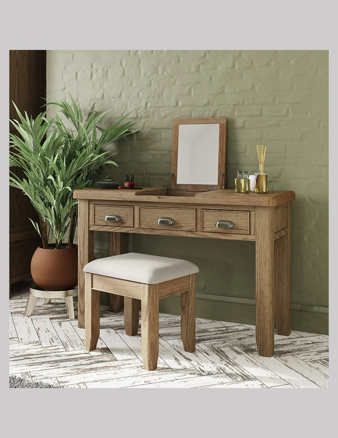Homestead Smoked Oak Dressing Table Stool with Flip-Up Seat
