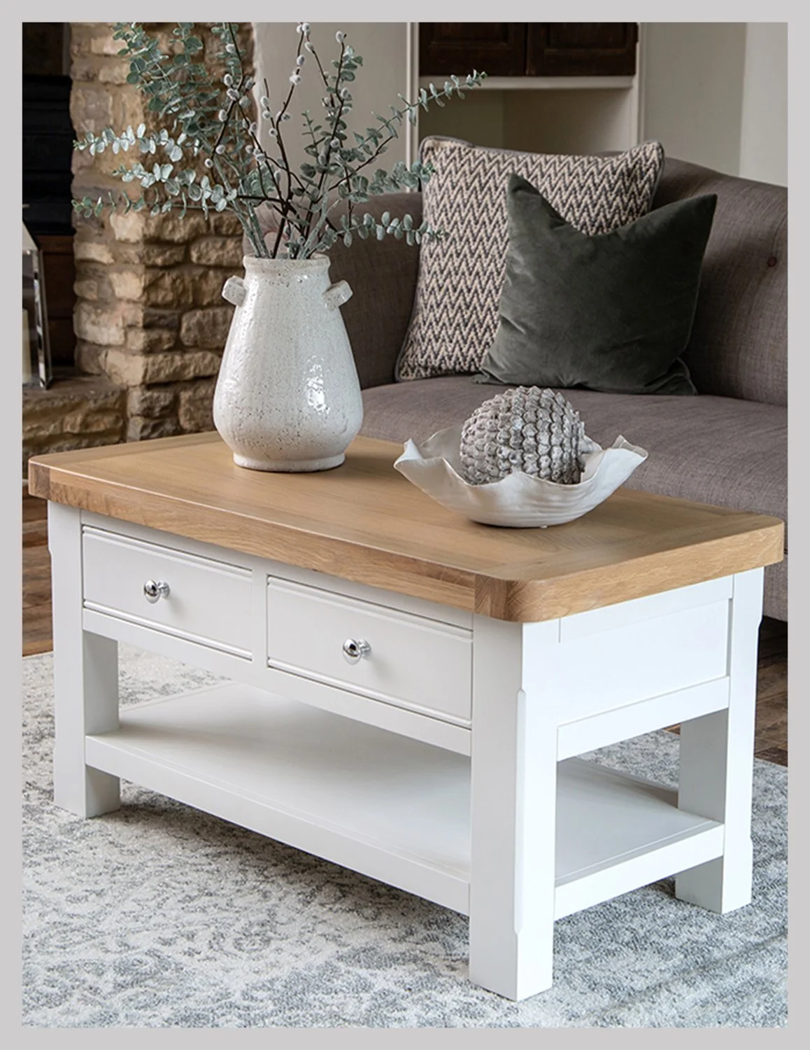 Claremont Coffee Table with Magazine Shelf and 4 Pedestal Legs