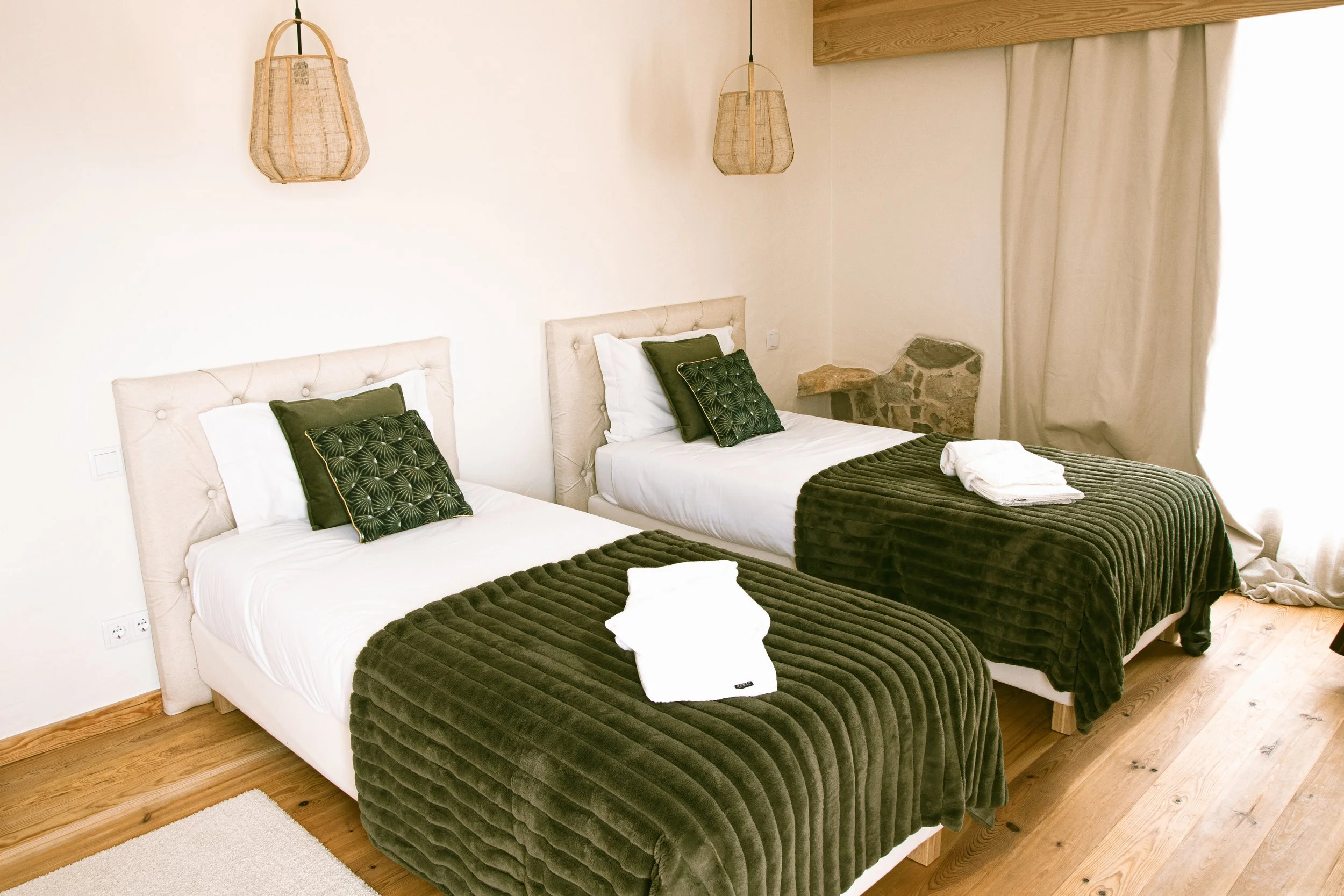 SUPER EARLY BIRD: Shared Room with ensuite bathroom