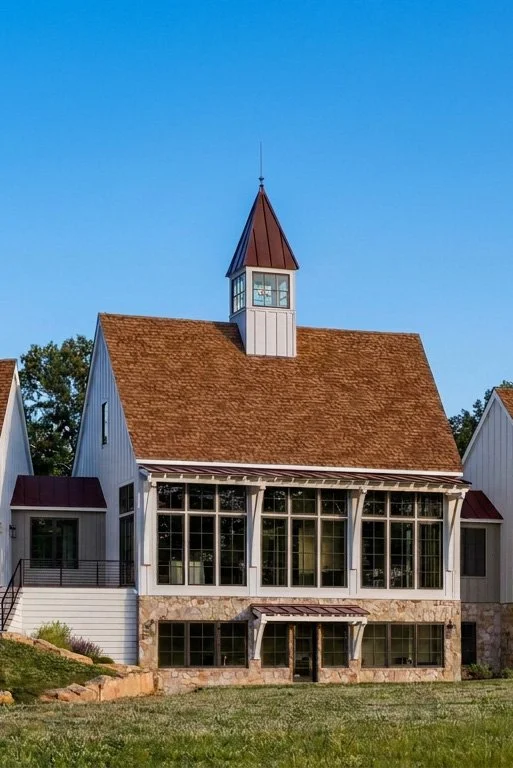 MODERN MOUNTAIN FARMHOUSE