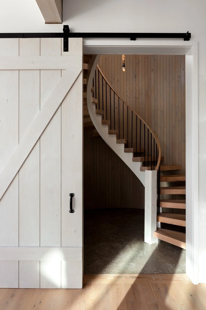 modern-barn-house-sliding-barn-door-queenstown-md-kimmel-architects.jpeg