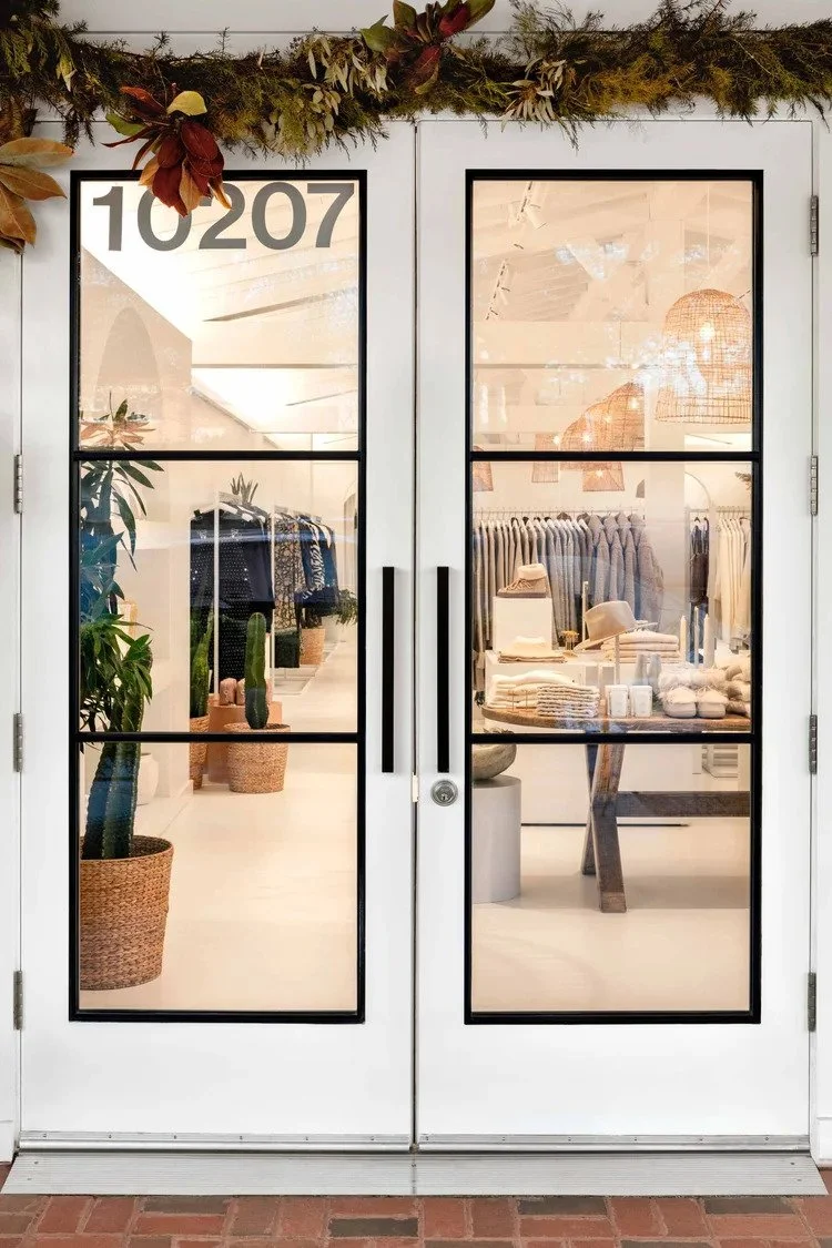 beach-boutique-glass-entry-doors-bethesda-md-kimmel-architects.jpg