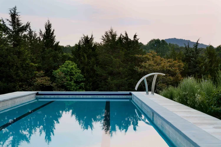 architecture-luxury-pool-design-kimmel-architects.webp