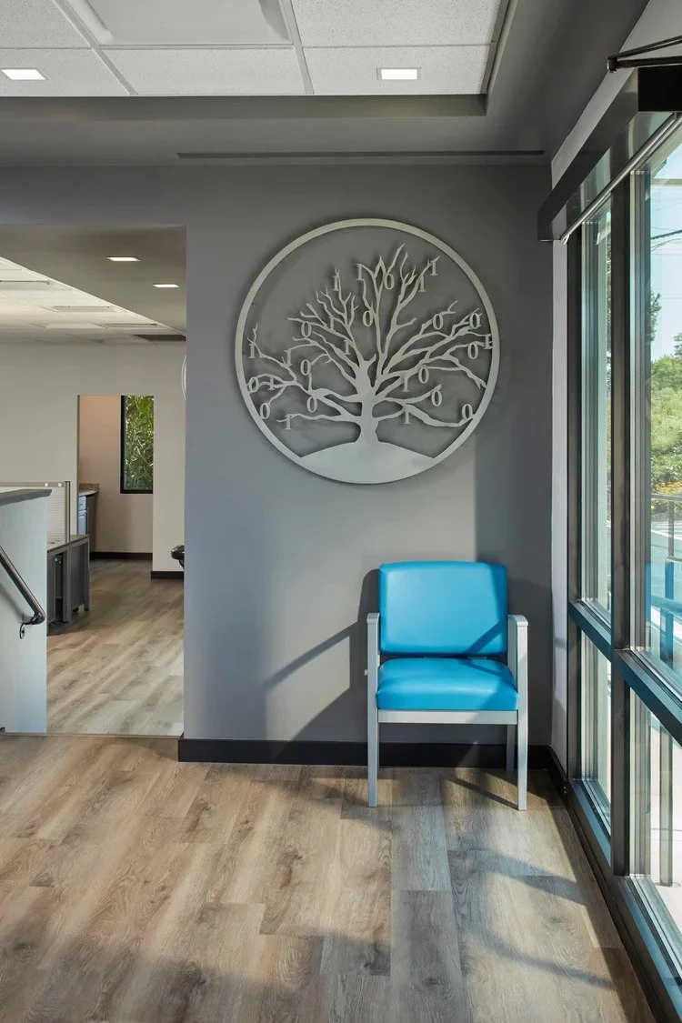 wyetech-office-reception-seating-wall-art-annapolis-md-kimmel-architects.jpg