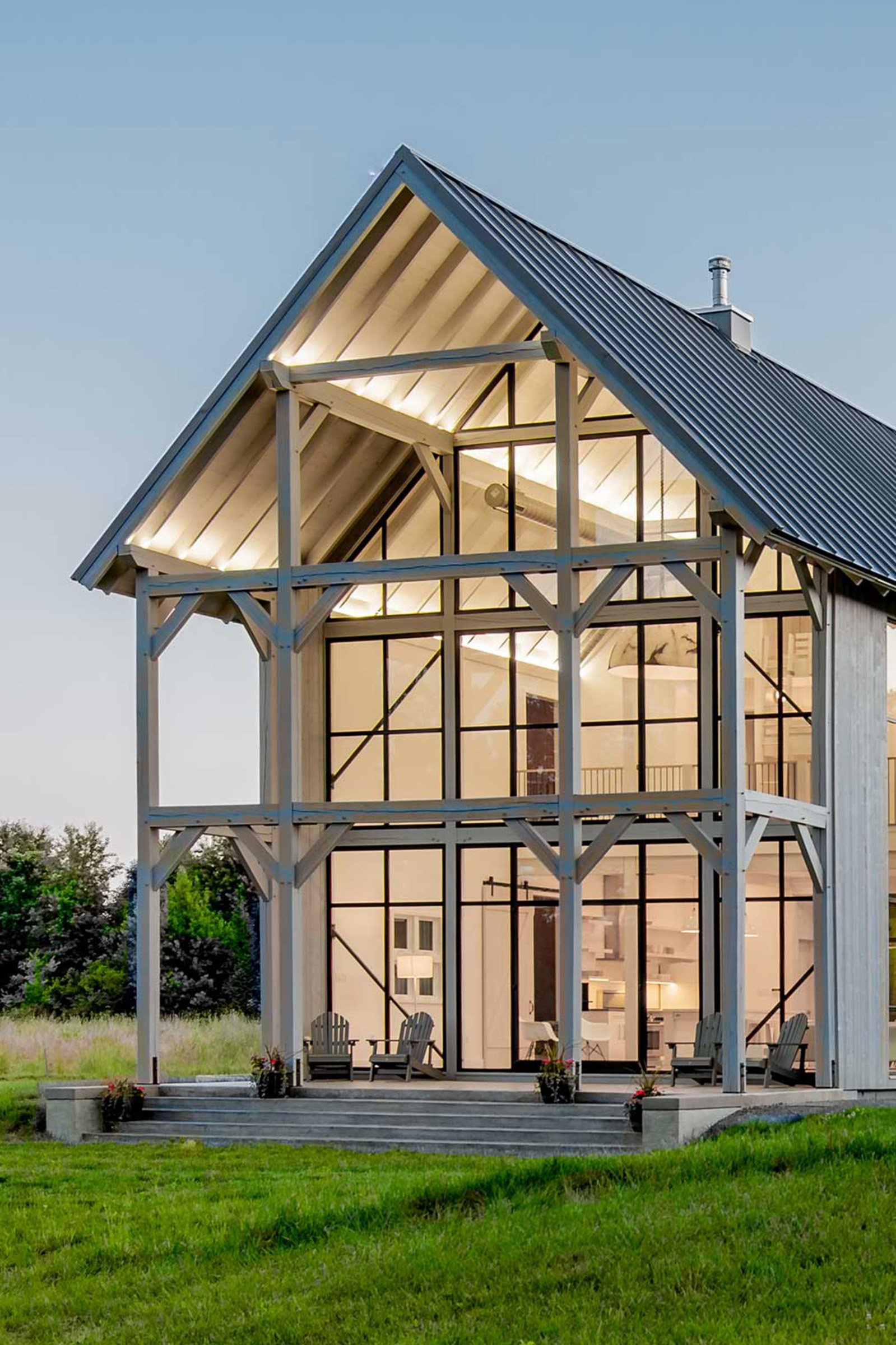 MODERN BARN HOUSE