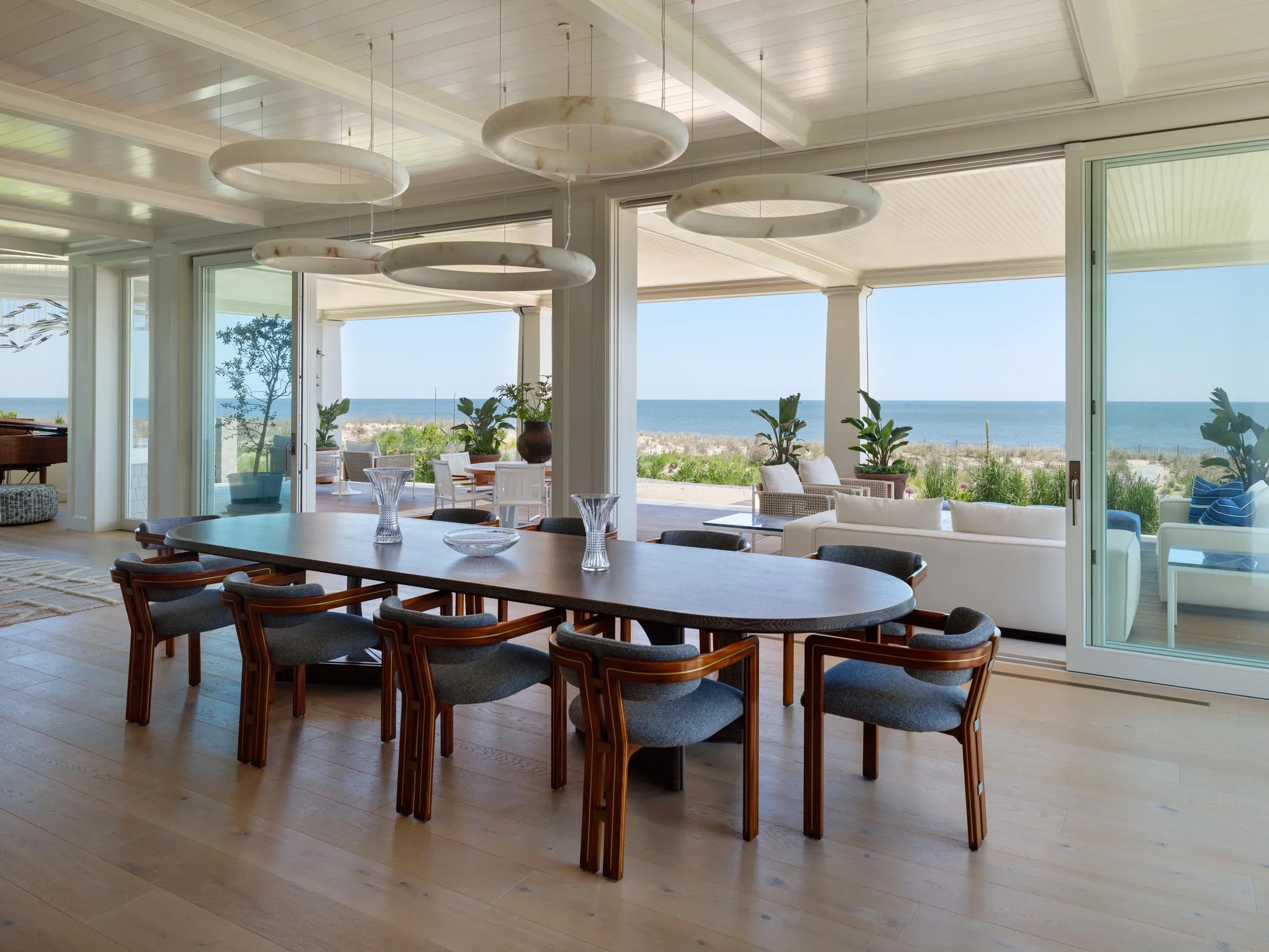 shingle-beach-house-coastal-formal-dining-room-rehoboth-de-kimmel-architects.webp