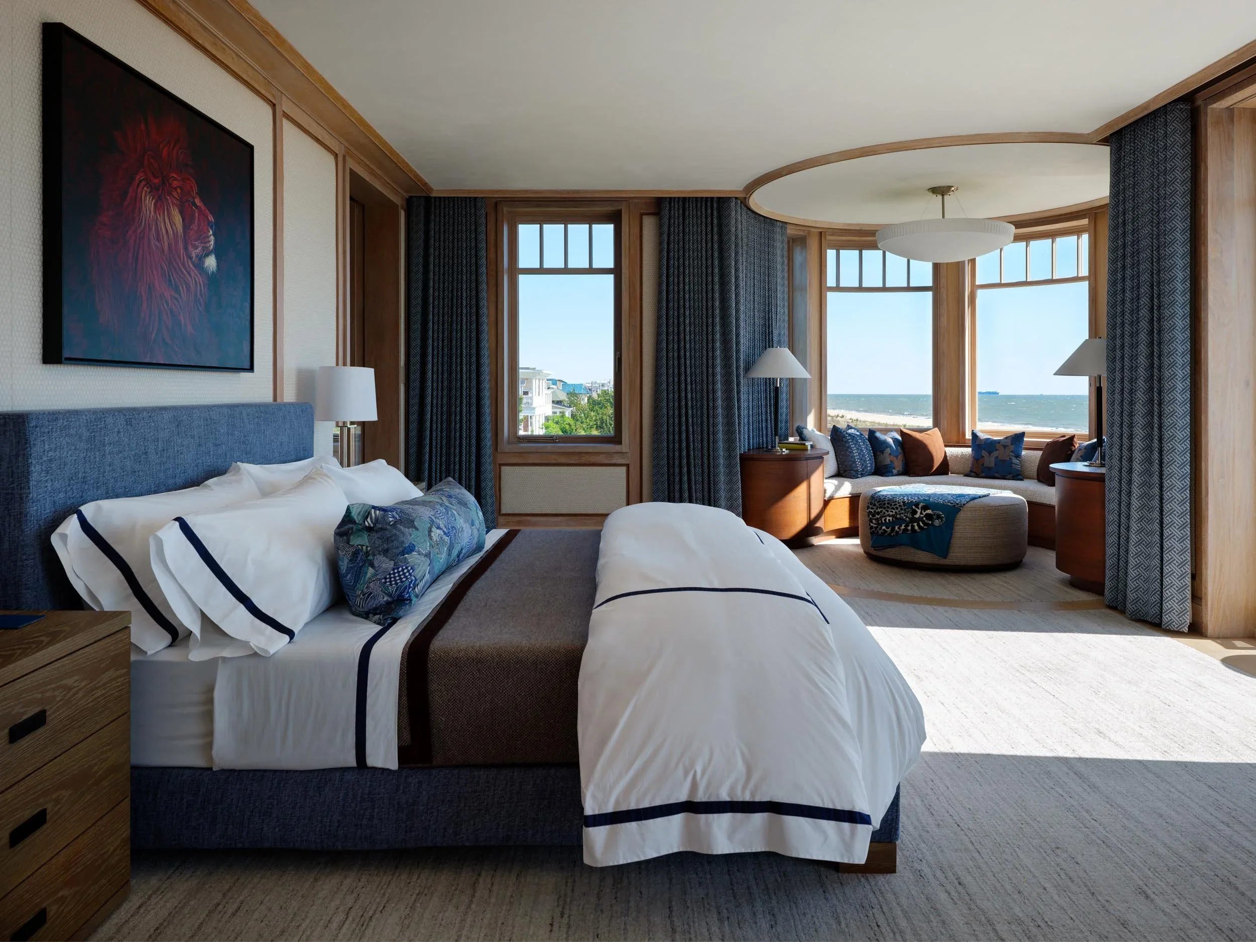 shingle-beach-house-coastal-primary-bedroom-interior-rehoboth-de-kimmel-architects.webp