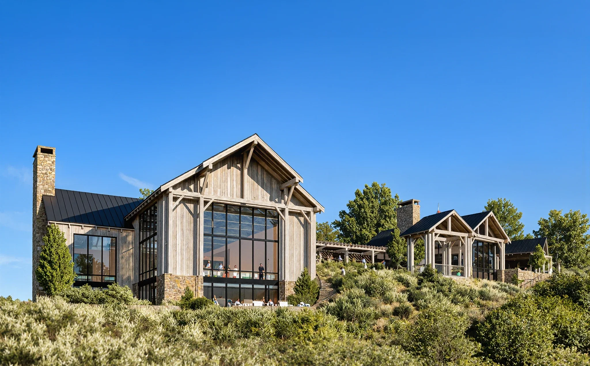 lakefront-clubhouse-timber-glass-facade-kimmel-studio.webp