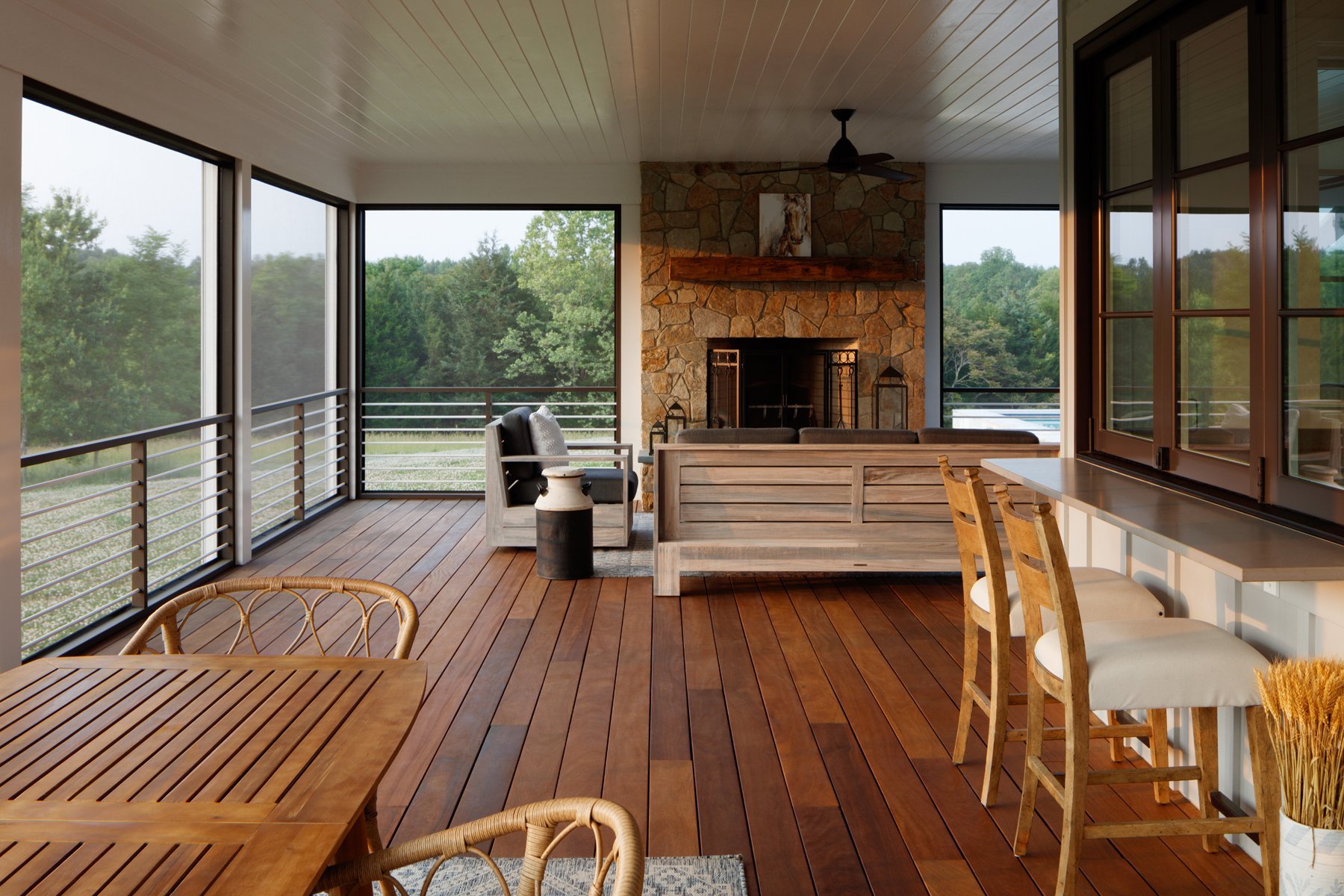 modern-mountain-farmhouse-outdoor-patio-free-union-va-kimmel-architects.jpg