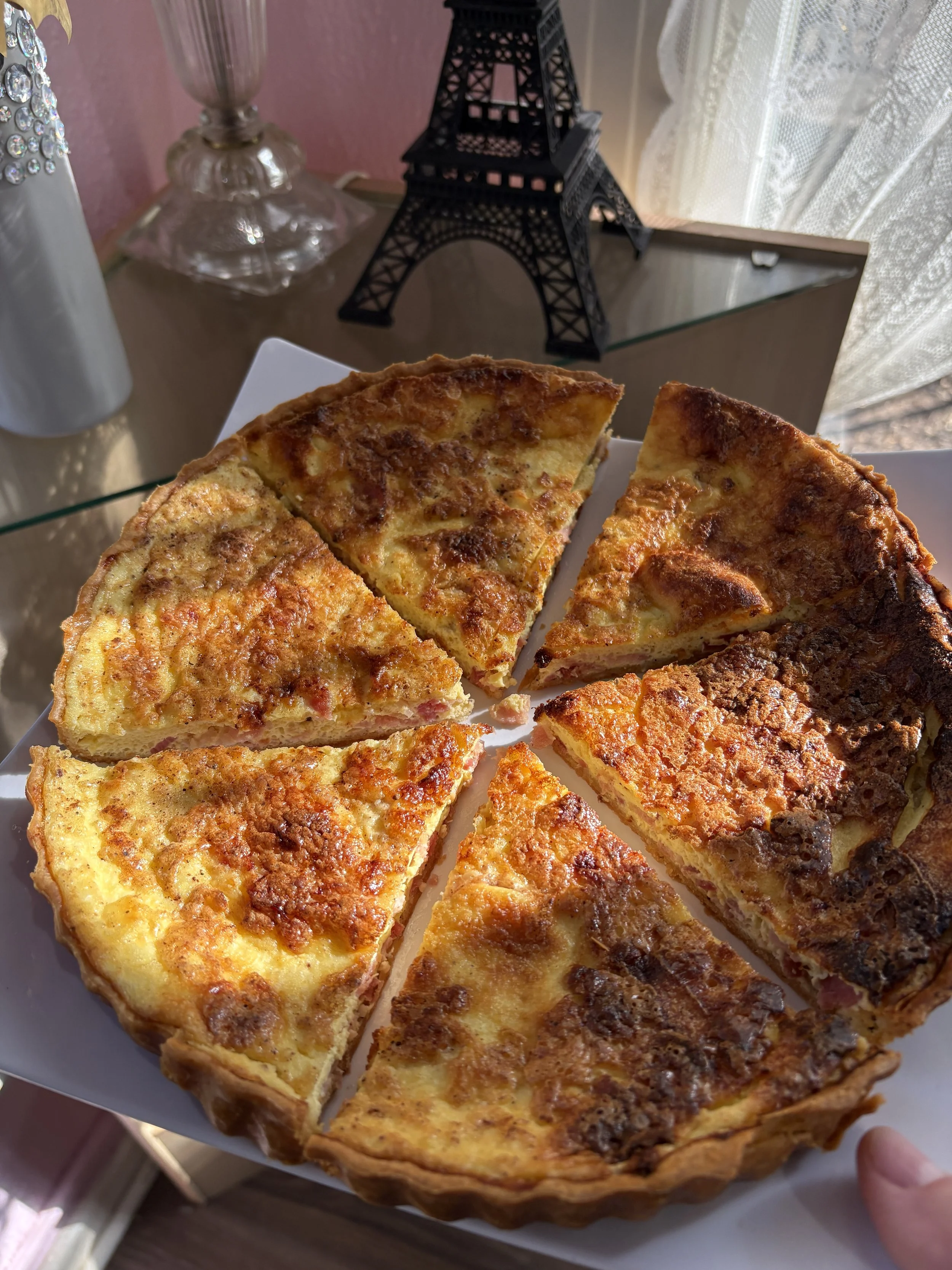 Whole quiche (6 slices)