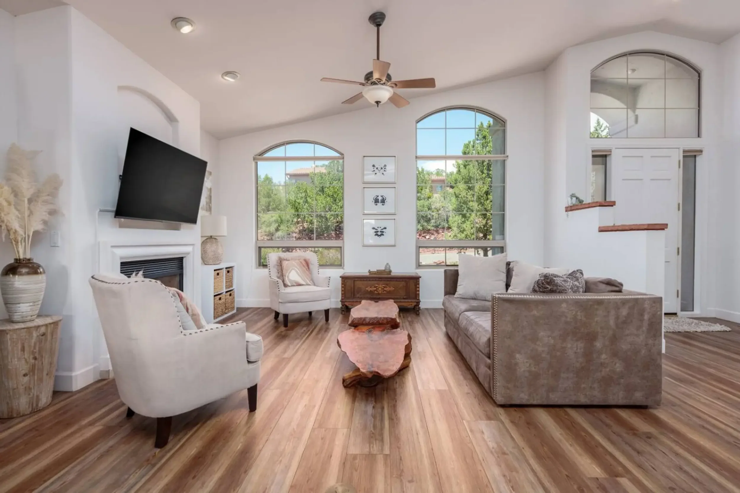Living room view of family-friendly home in West Sedona