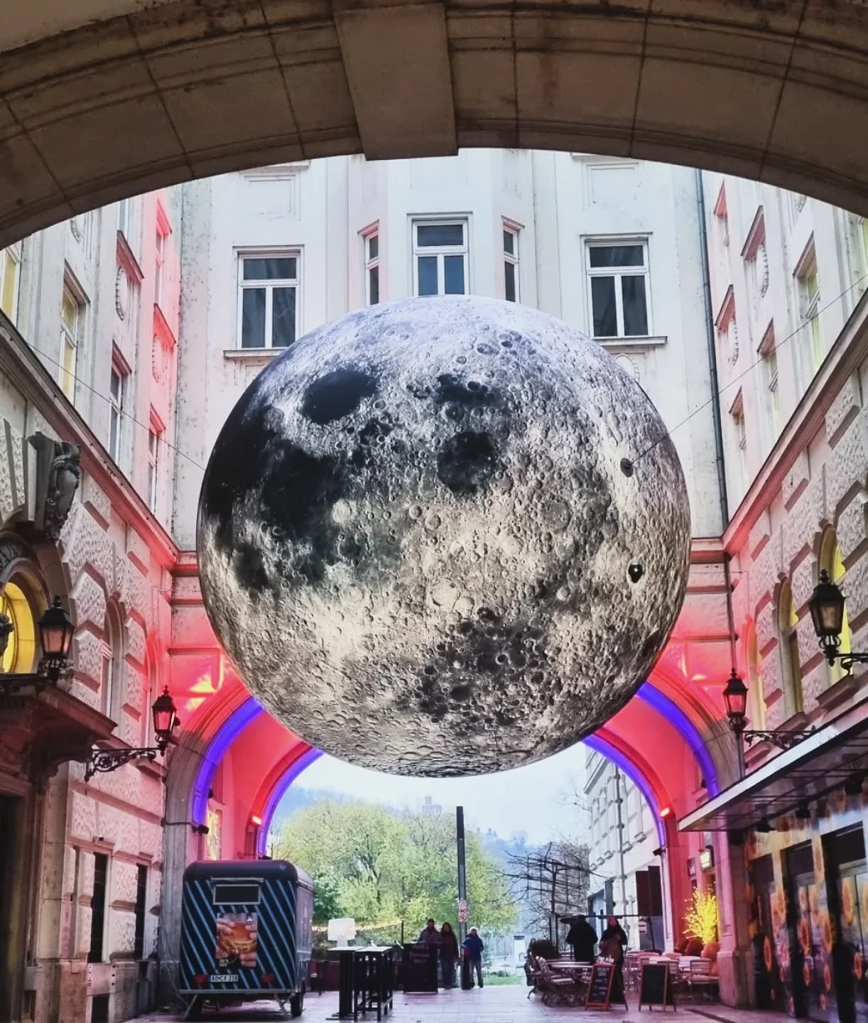 Chandra Diaries🌙 🌚 

✨️ FULL MOON - GEMINI✨️ 

★ Element - Air 

★ Duality - Yang 

★ Ruling Planet - Mecury 

★ Chakra - Throat / Visuddha

The Final Full Moon of 2025 and yes it's a SUPERMOON!!! This Supermoon in Gemini also known as the Cold Moo