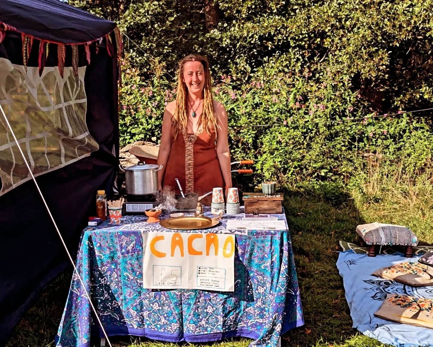 What a magical experience serving Cacao at a beautiful Handpan festival 🎶 

This wasn't about a luxury stall, it was a simple offering with items only from my van 🚐

I have been on my Cacao Journey for about 6 years and love sharing it ✨️✨️✨️

🩷 I
