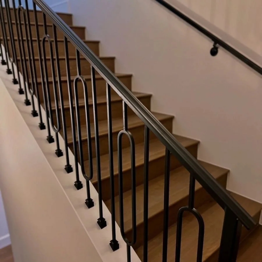 stair metal railing