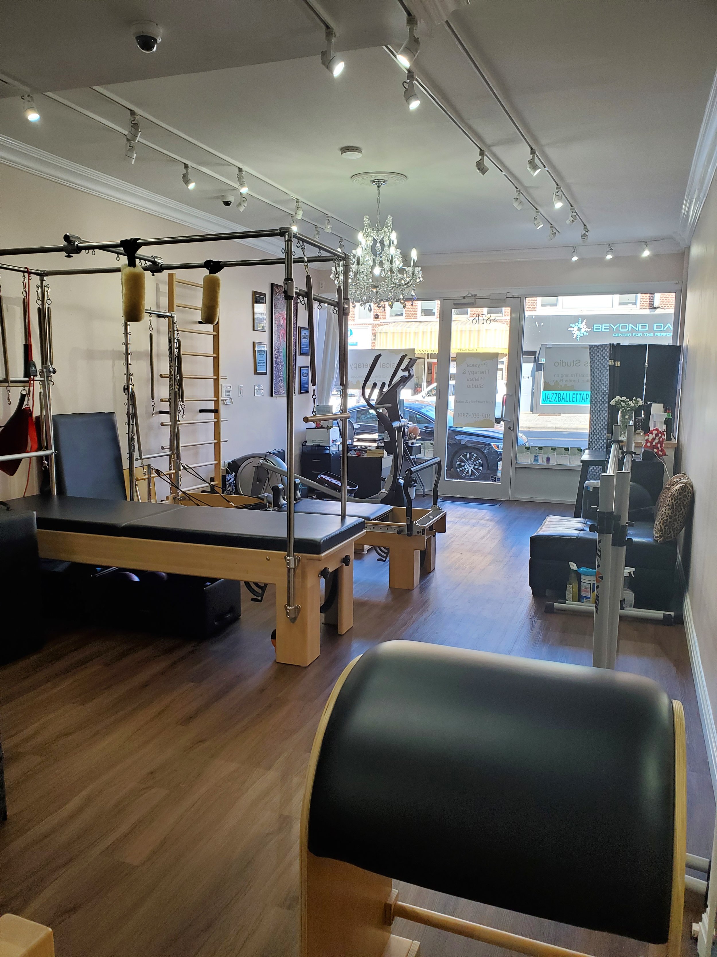 HEALTH & WELL BEING PILATES