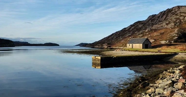 Laxford Bay Pier, Sutherland, Scotland. Fujifilm GFX 100S + GF 20-35mm. #nc500 #scotland #scotlandlandscape #scottishscenery #scenicscotland #sutherland #fujifilm #fujifilmglobal #fujifilmgfx #fujifilmuk #landscape #landscapephotography #landscape_ca