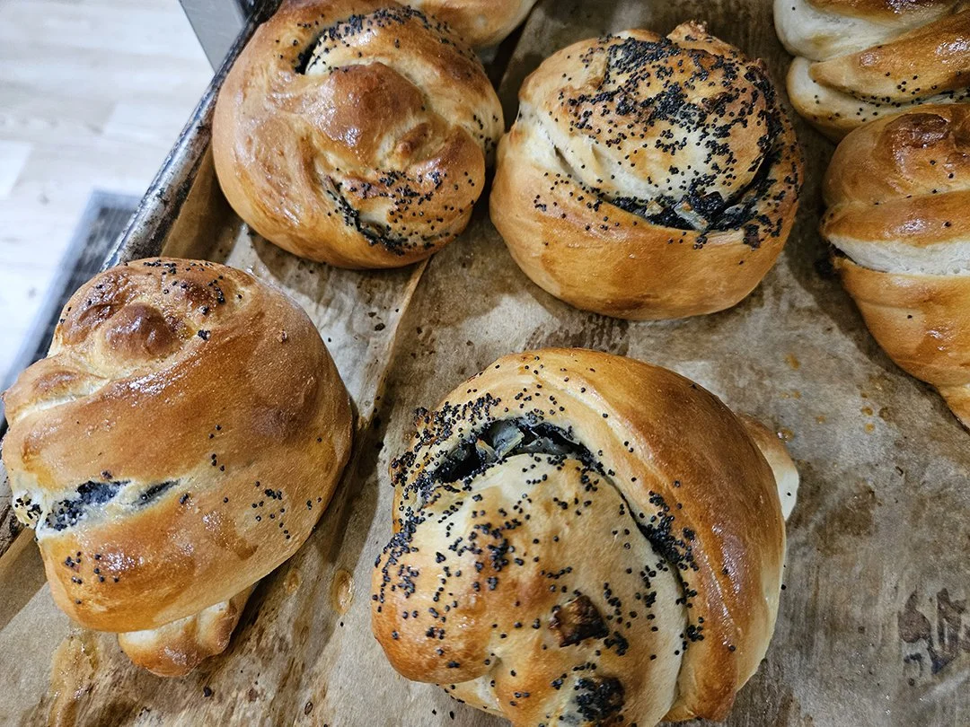 ONION ROLLS