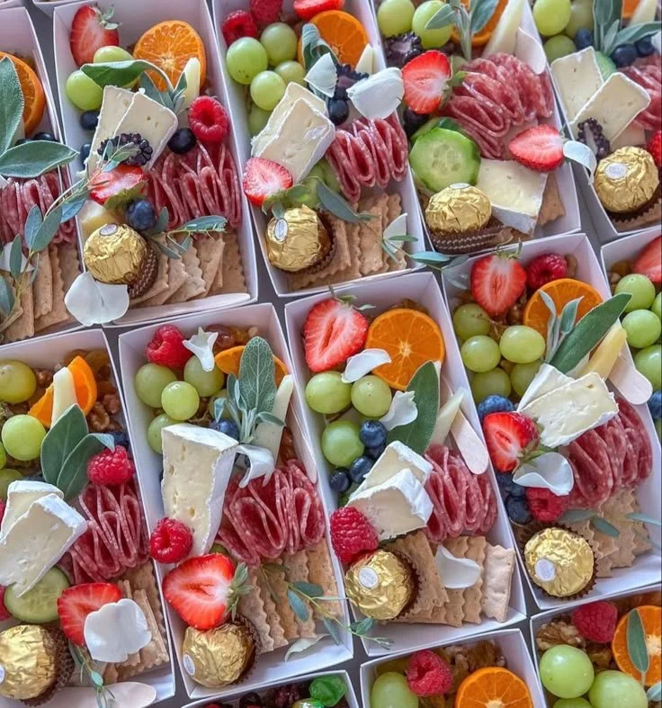 Mini Charcuterie Box (Single Serving)