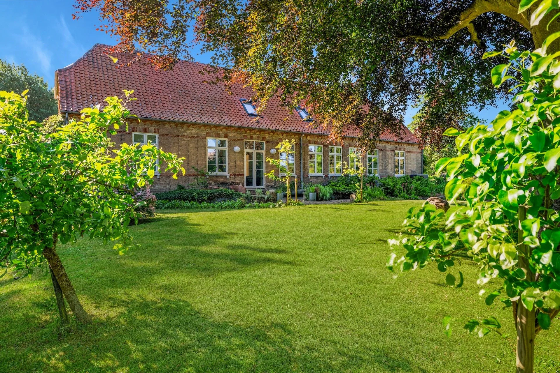 Altes Pfarrhaus auf Ærø mit großem Garten – Offsite Location für Team Workation und Strategie-Retreats