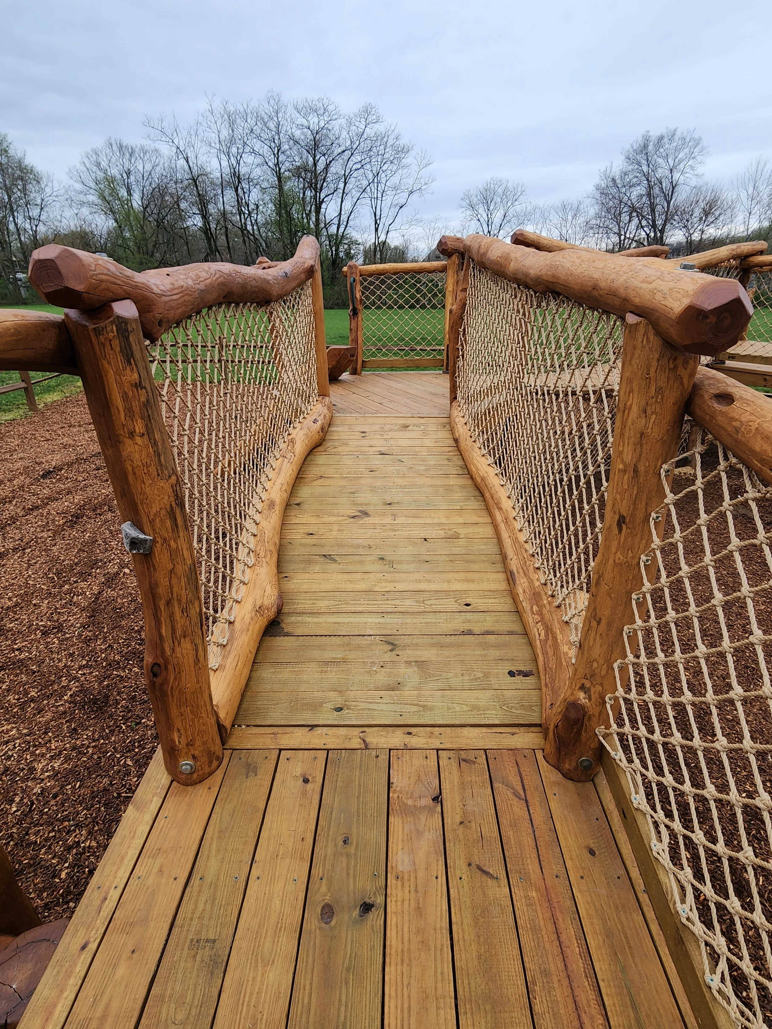 indianapolis-in-custom-black-locust-playground-treehouse-rigid-bridge-007.jpeg