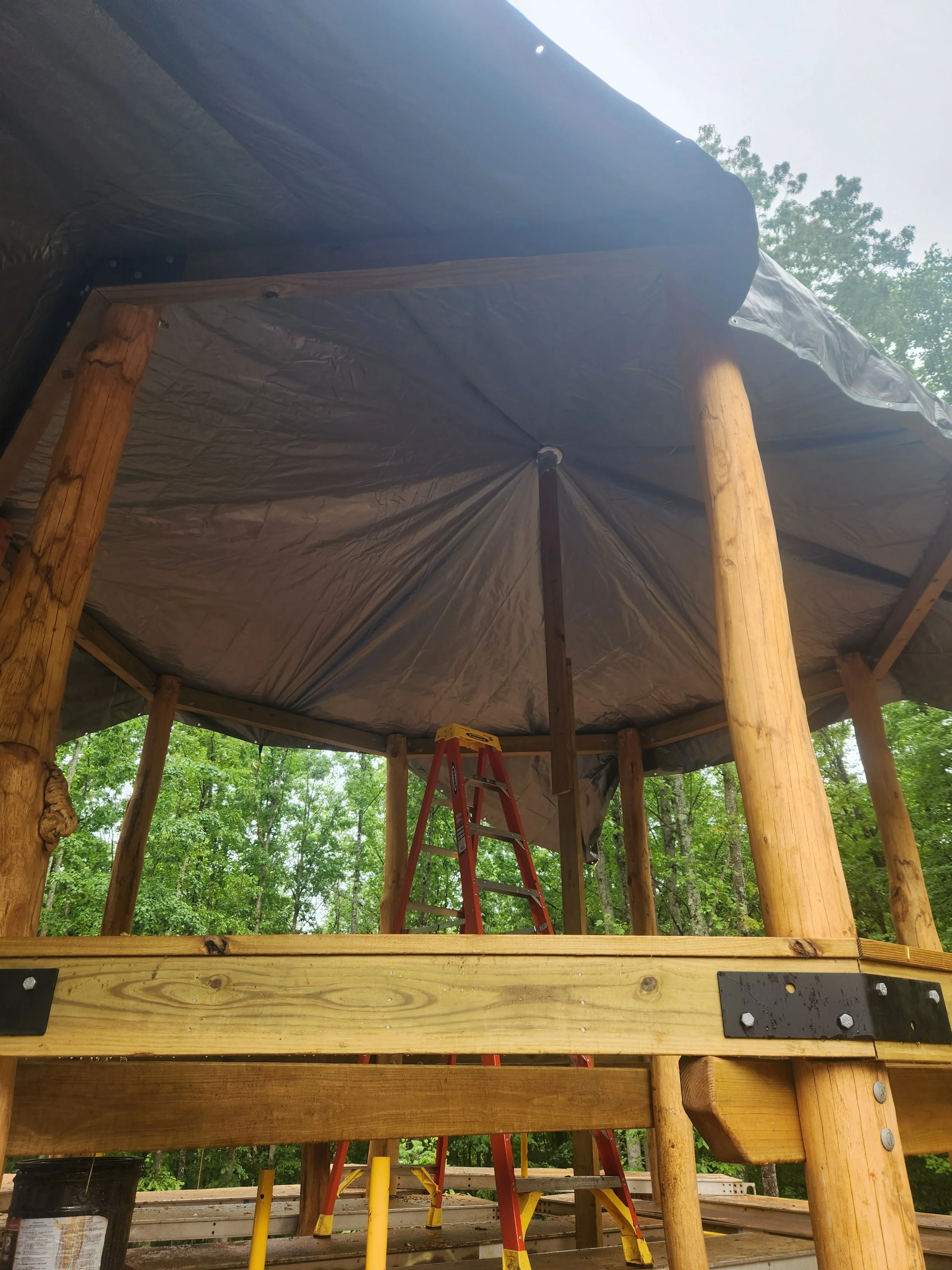 talking-rock-ga-custom-black-locust-playground-treehouse-deck-framing-017.jpeg
