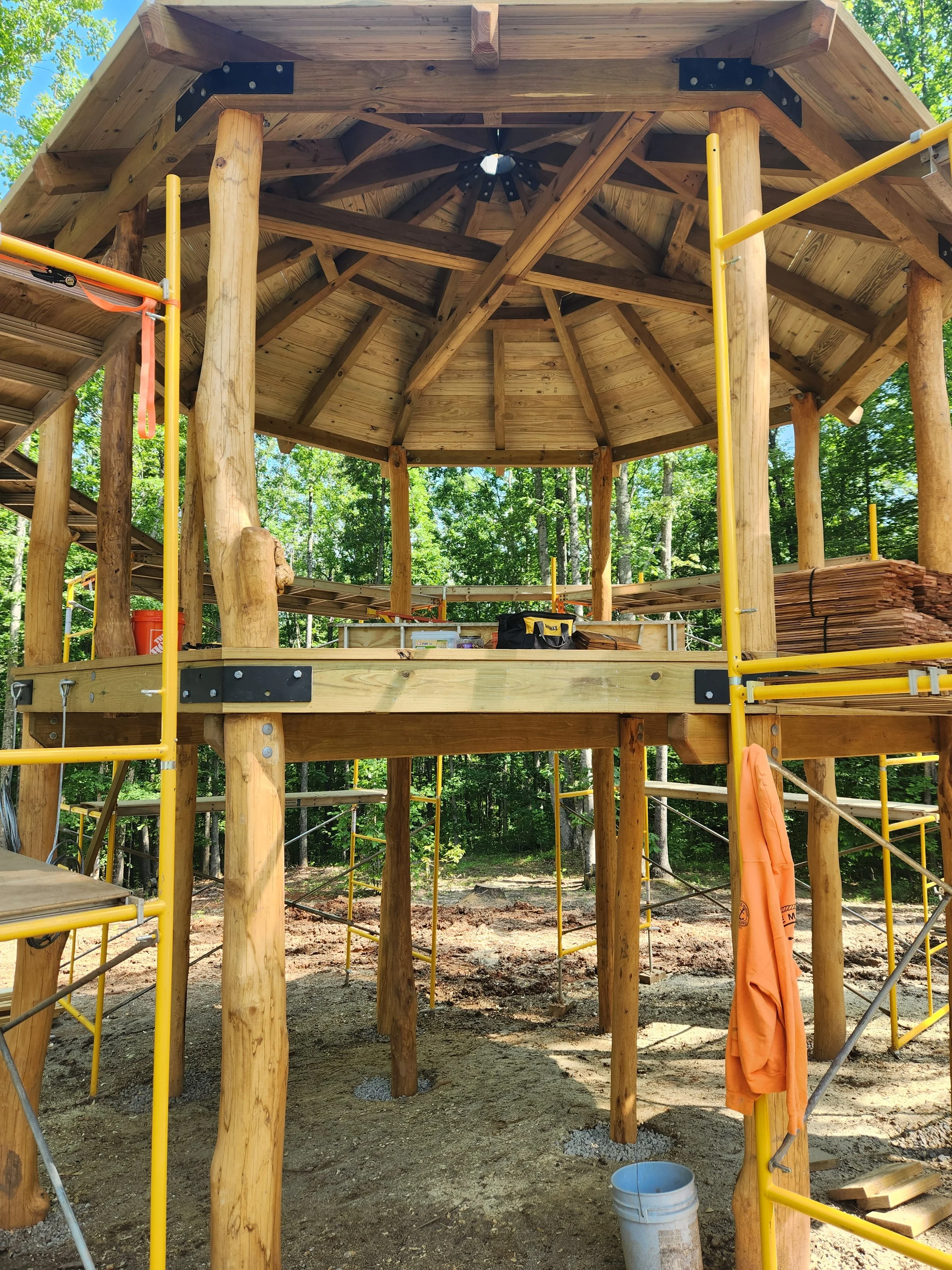 talking-rock-ga-custom-black-locust-playground-treehouse-gazebo-005.jpeg