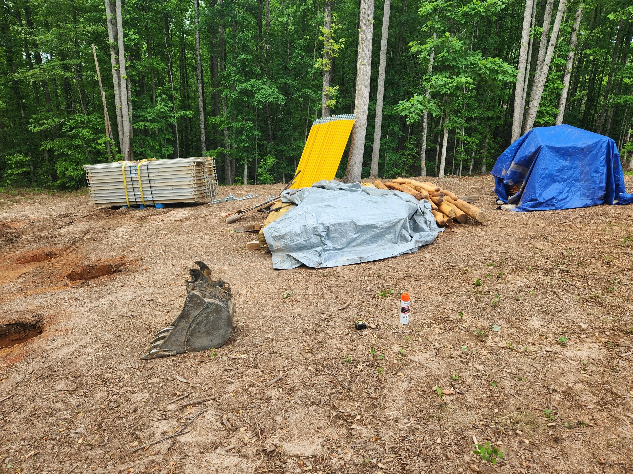 talking-rock-ga-custom-black-locust-playground-treehouse-footer-installation-000.jpeg
