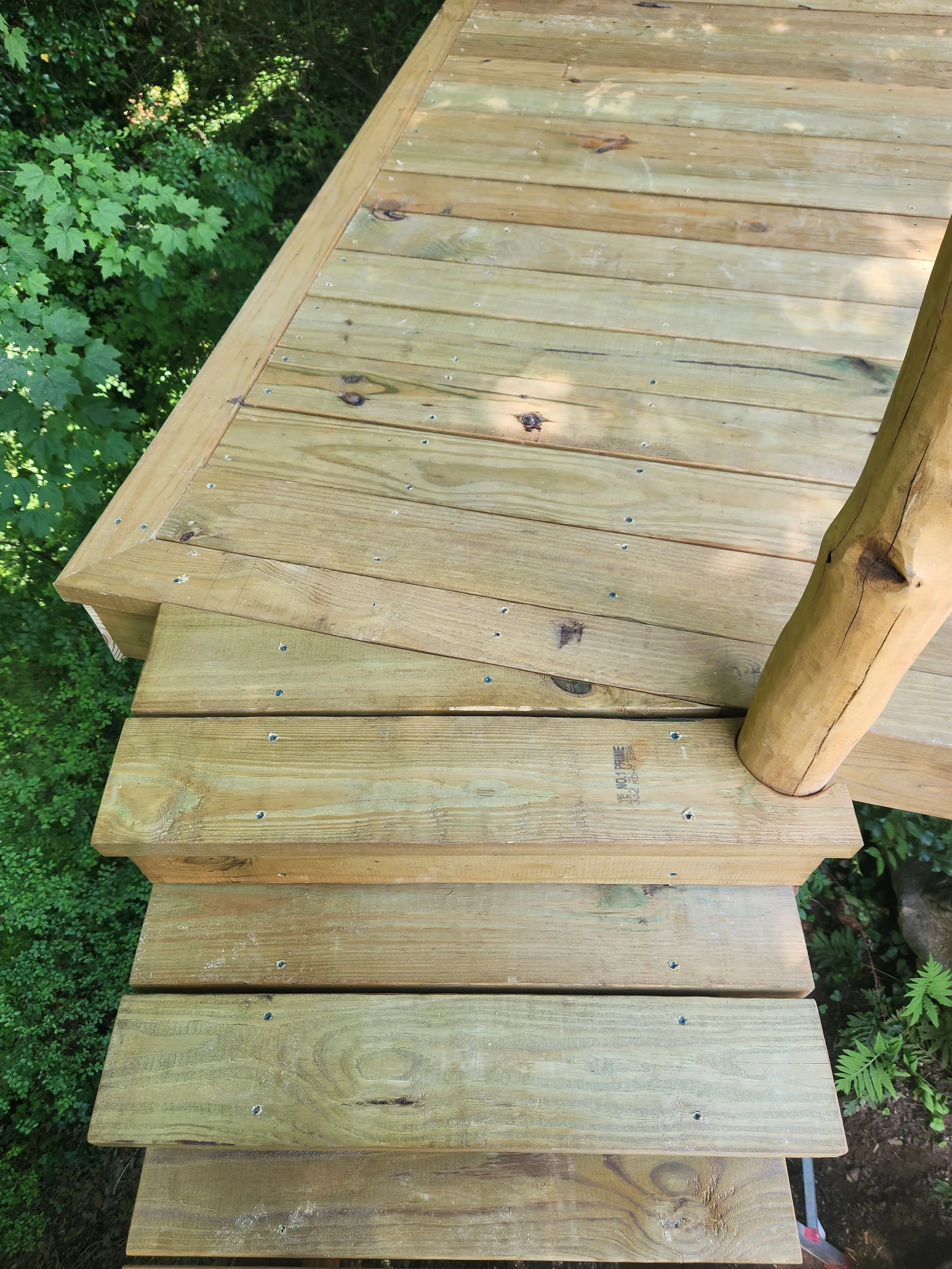 downtown-morganton-nc-custom-black-locust-playground-treehouse-stairs-001.jpeg