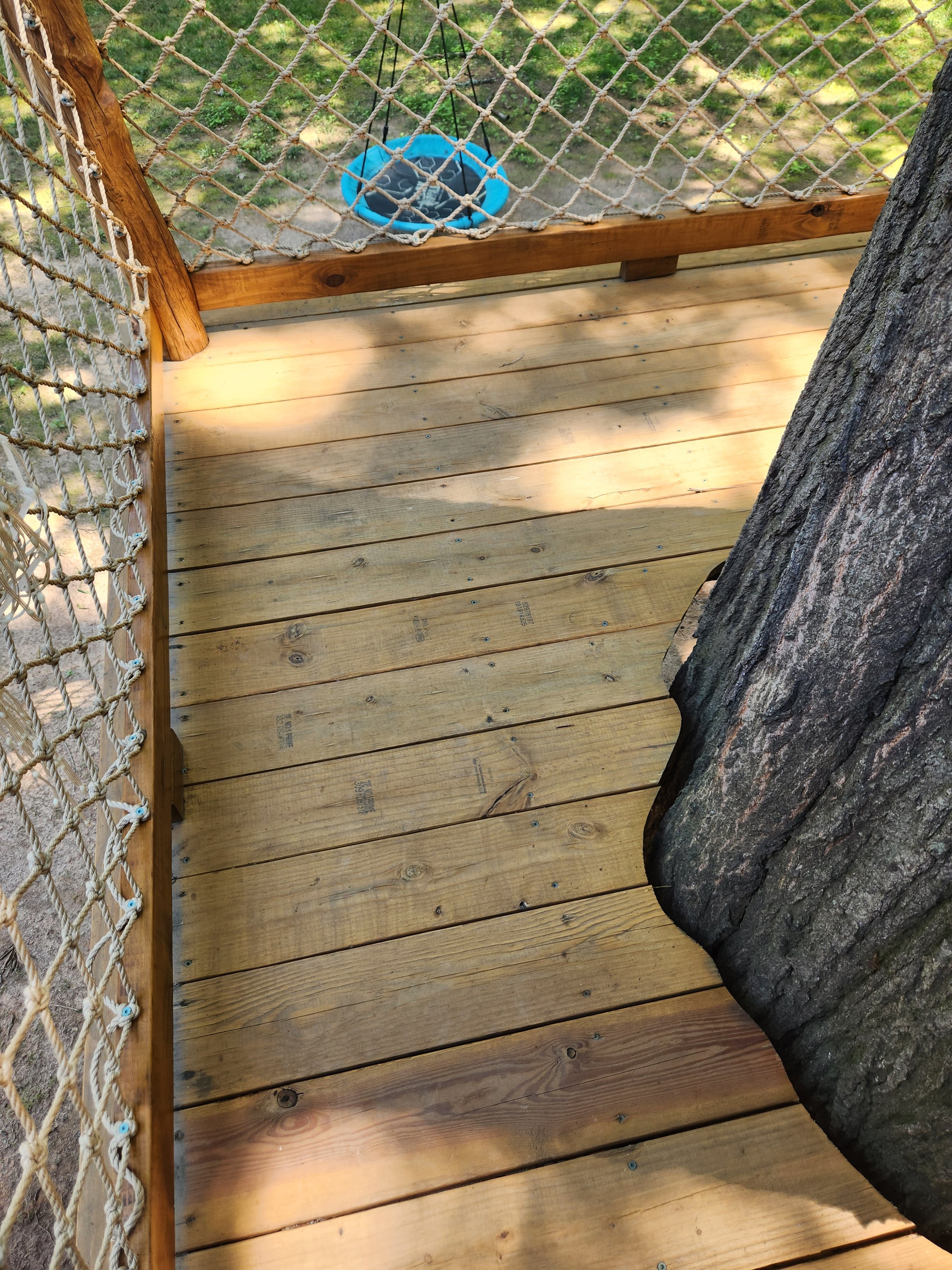 dilworth-charlotte-nc-custom-black-locust-playground-treehouse-maintenance-restaining-009.jpg