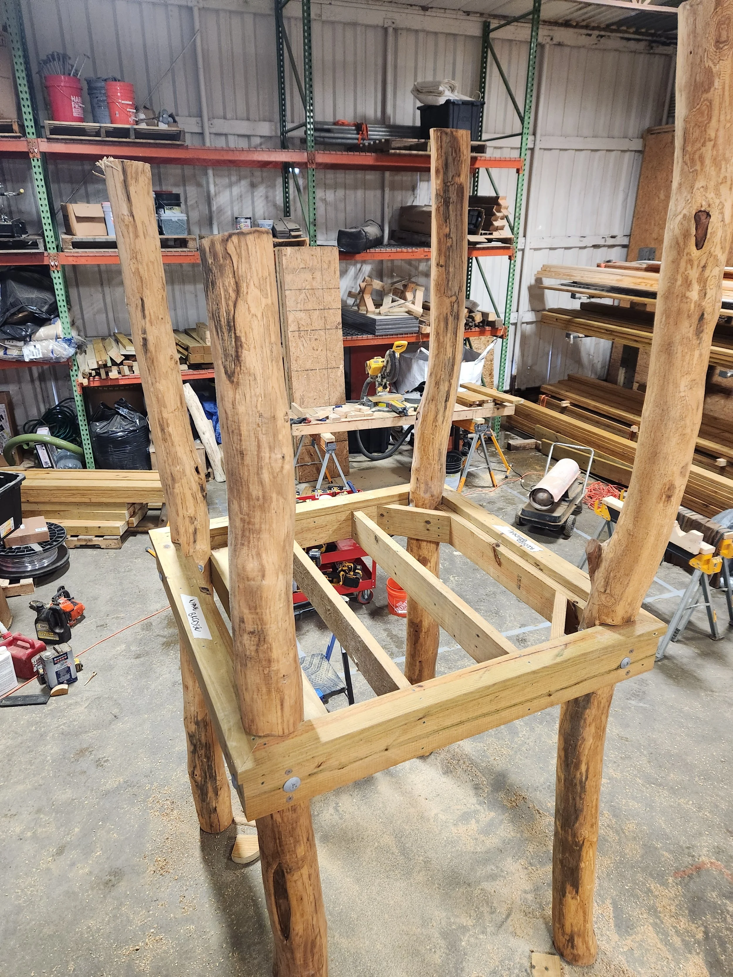 indianapolis-in-custom-black-locust-playground-treehouse-deck-framing-003.jpeg