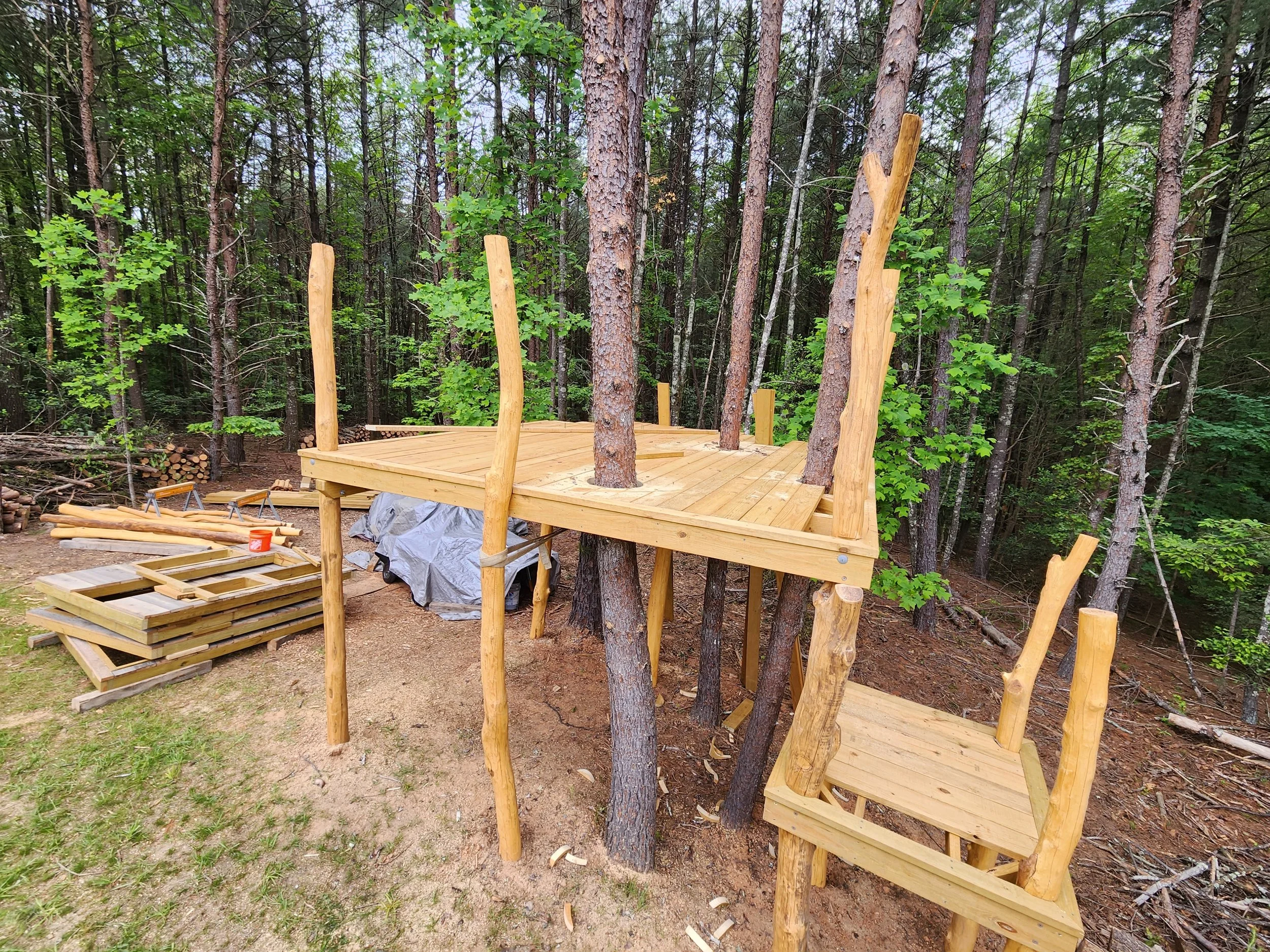 cottage-park-morganton-nc-custom-black-locust-playground-treehouse-decking-000.jpeg
