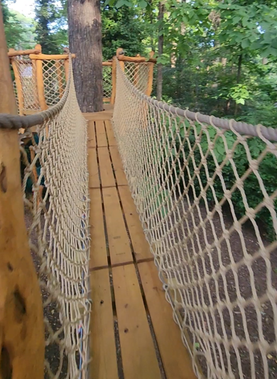 southpark-charlotte-nc-custom-black-locust-playground-treehouse-plank-bridge-000.jpeg