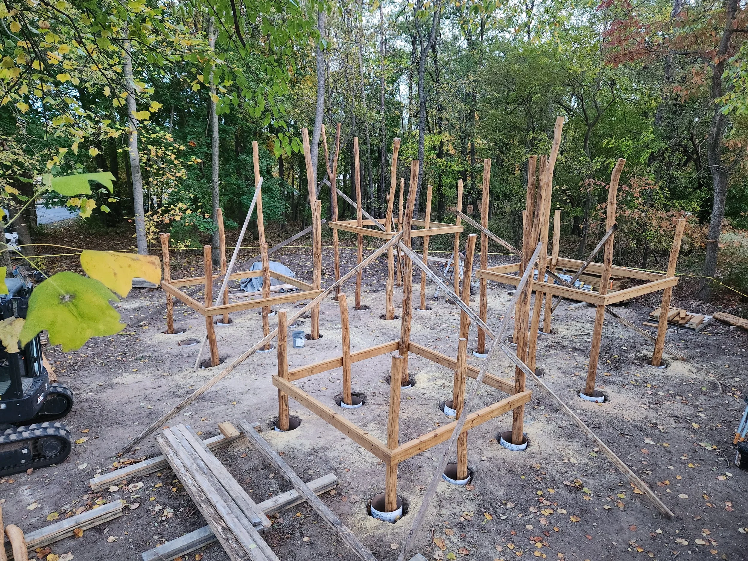 lafayette-in-custom-black-locust-playground-treehouse-deck-framing-006.jpg