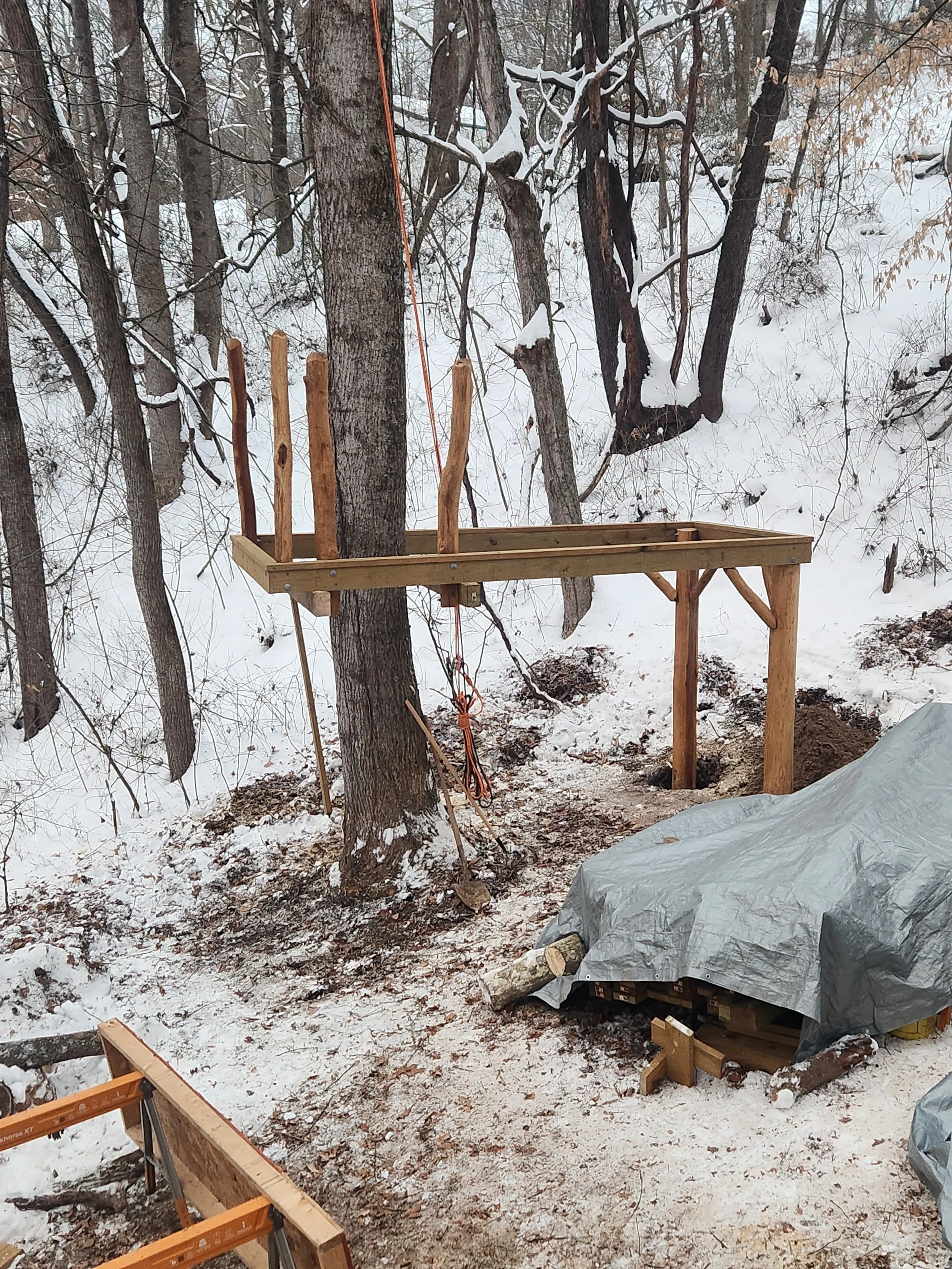 hocking-hills-oh-custom-black-locust-playground-treehouse-deck-framing-001.jpeg