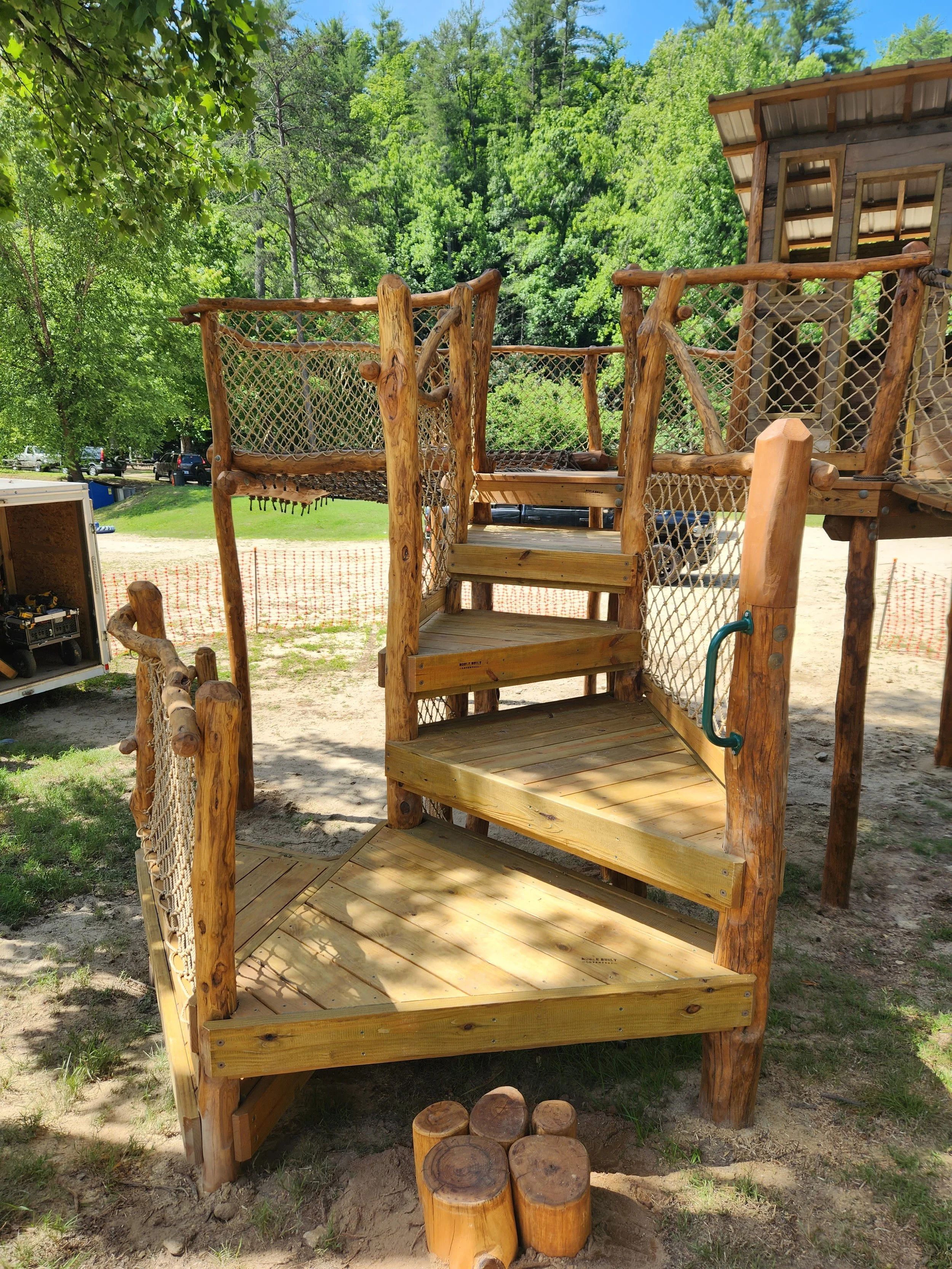 morganton-nc-horseshoe-bend-family-campground-custom-black-locust-playground-treehouse-landings-001.jpg