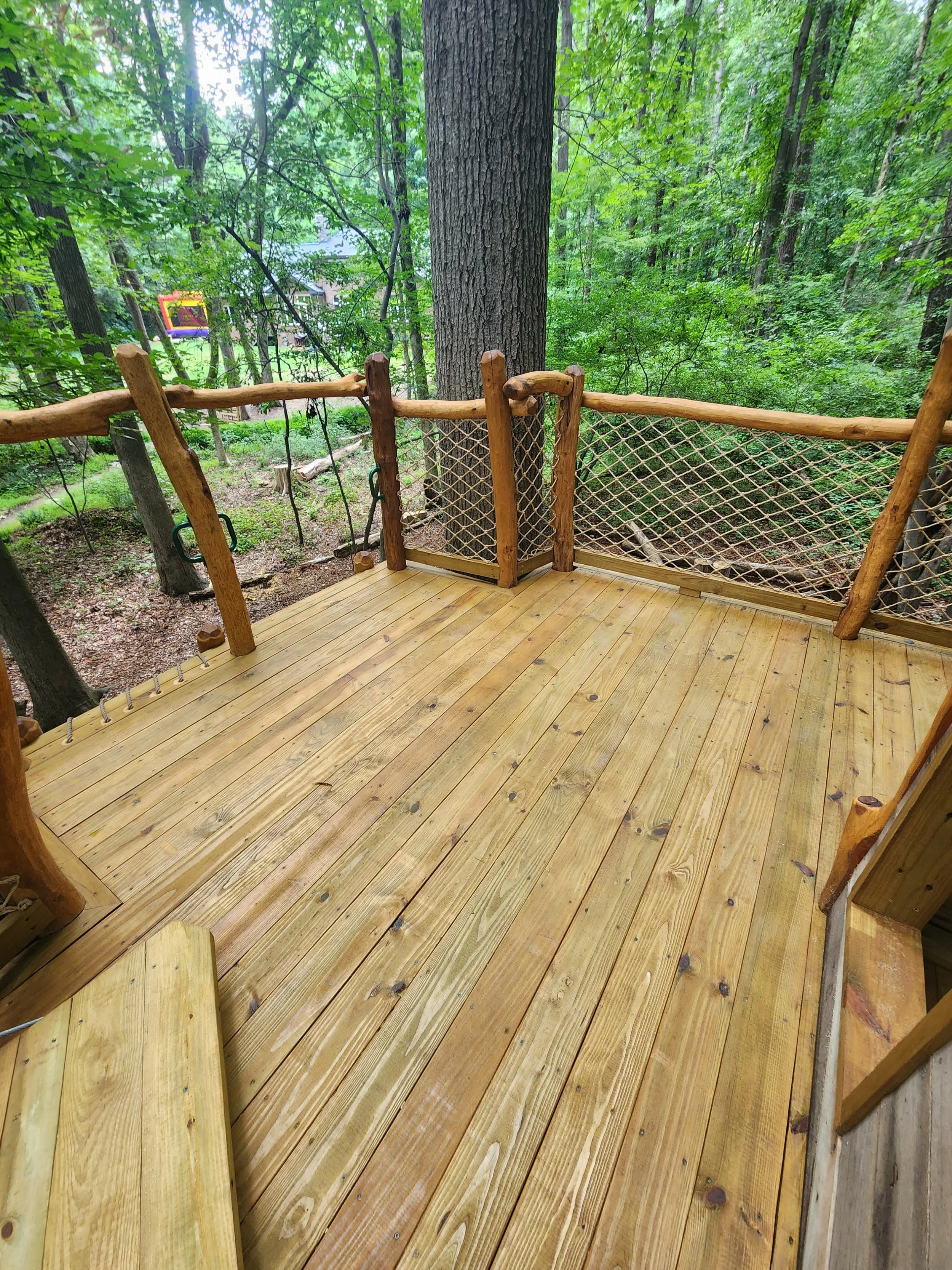 cary-nc-custom-black-locust-playground-treehouse-overview-000.jpeg