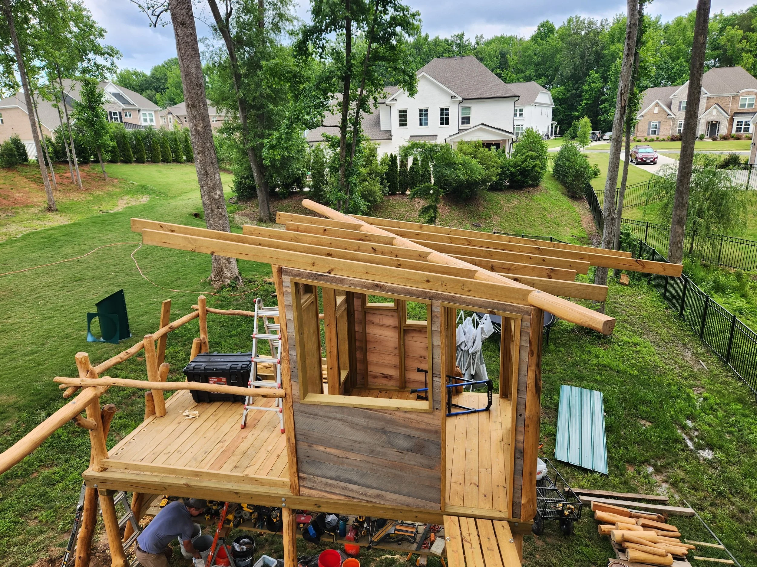 indian-land-sc-custom-black-locust-playground-treehouse-treehouse-framing-000.jpeg